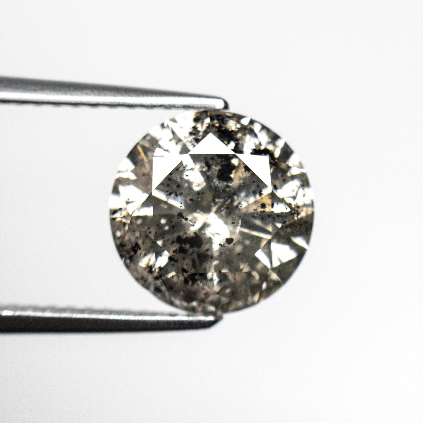 3.22ct 9.38x9.36x5.81mm ラウンド ブリリアント 18657-02