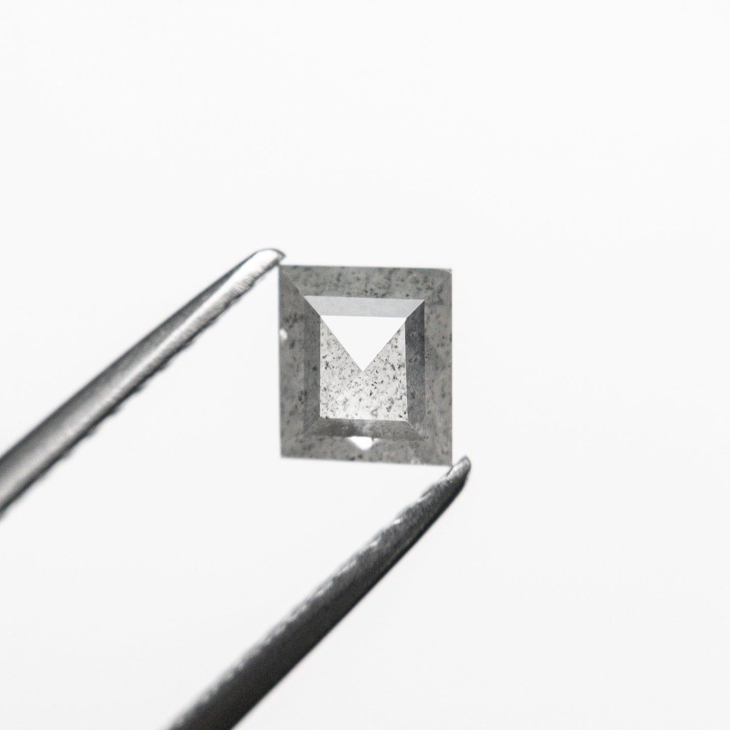 0.58ct 5.02x4.43x2.37mm レクタングル ローズカット 19057-02