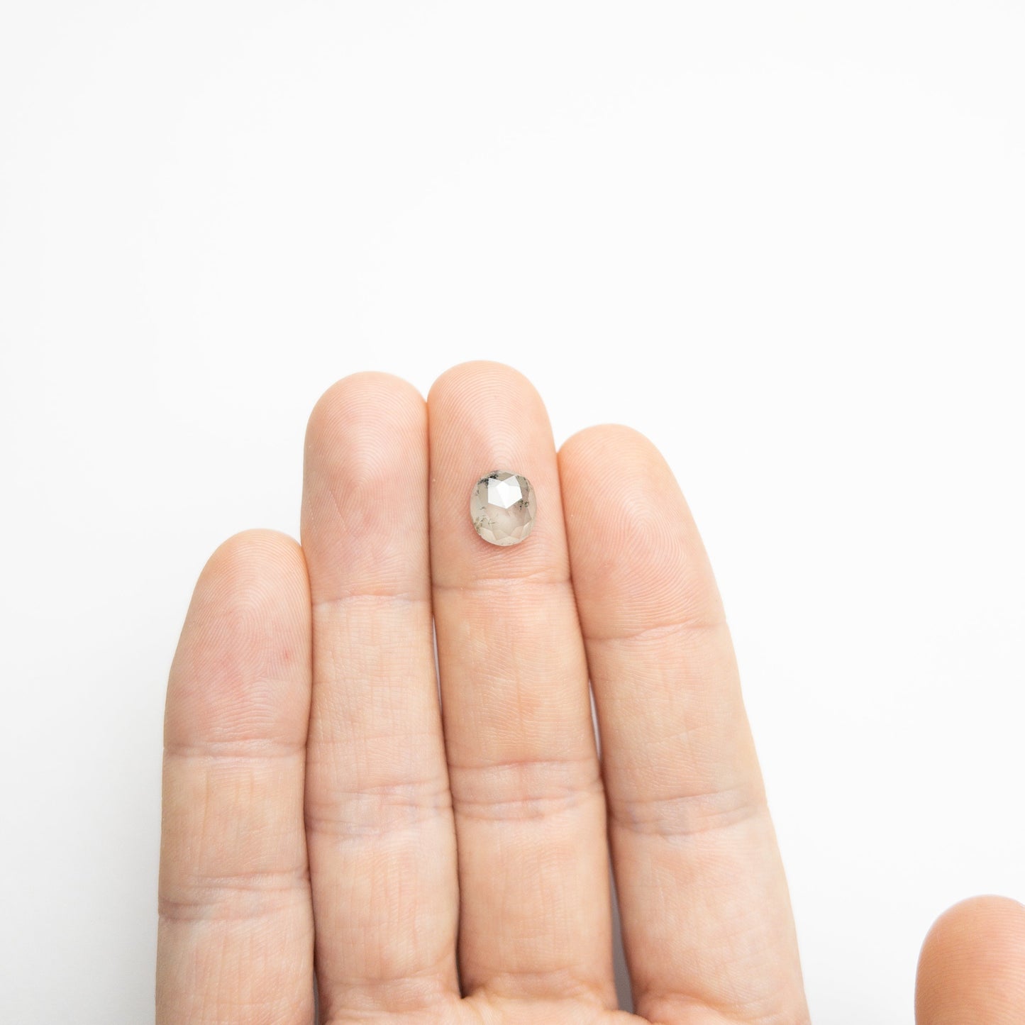 2.55ct 9.28x8.10x3.67mm オーバル ローズカット 19238-01