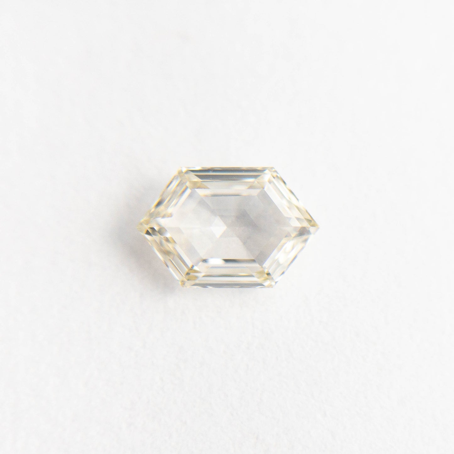 0.69ct 7.36x4.88x2.27mm VS2 L ヘキサゴン ステップカット 🇨🇦 19386-36