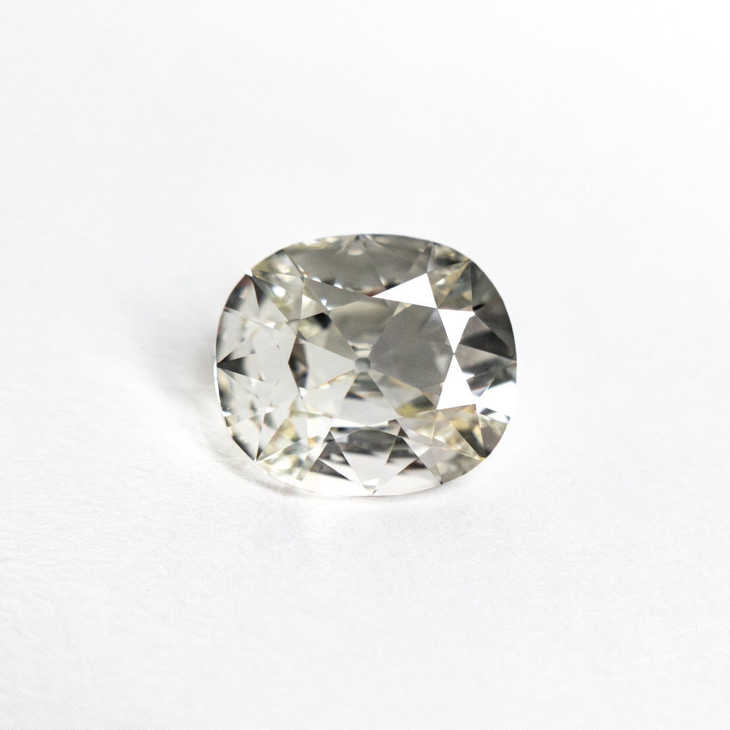 1.03ct 7.53x6.57x2.85mm GIA VVS2 L モダン アンティーク オールド マイン カット 19392-01