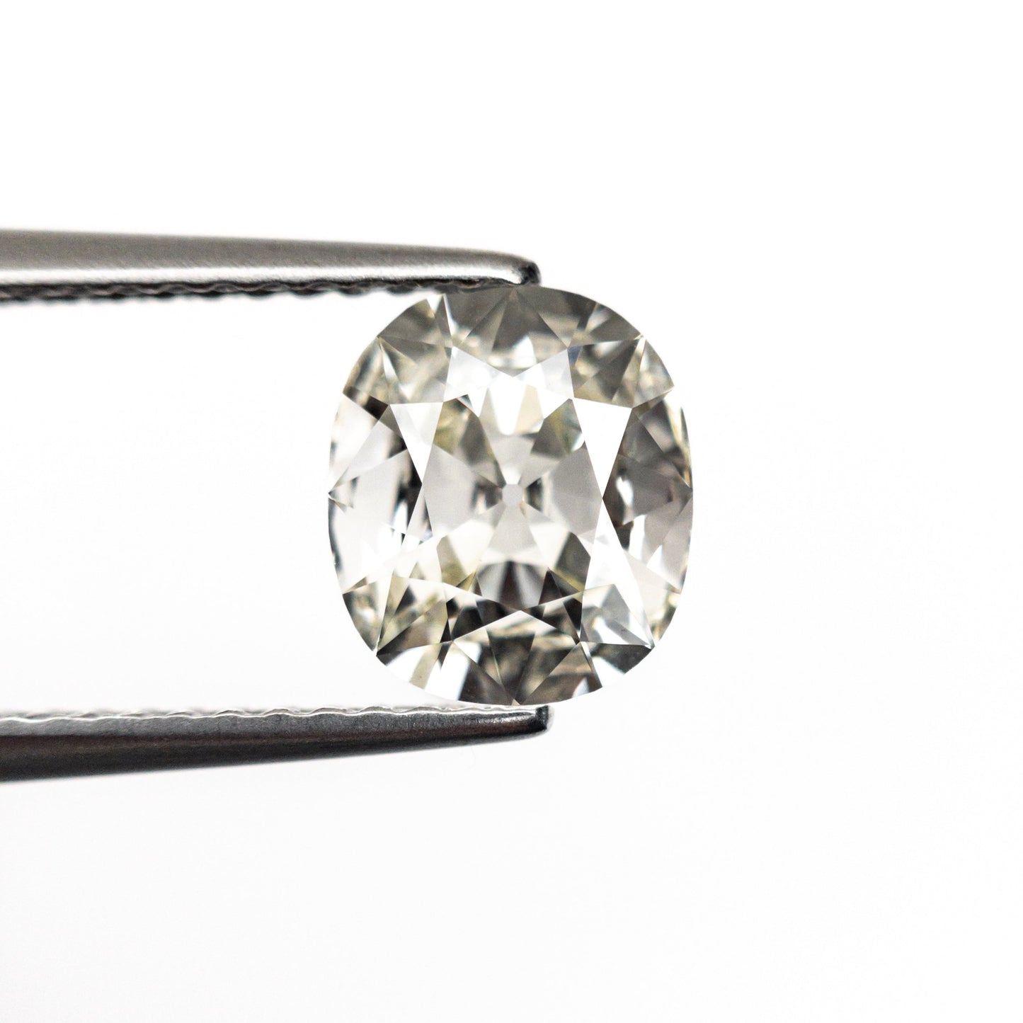 1.03ct 7.53x6.57x2.85mm GIA VVS2 L モダン アンティーク オールド マイン カット 19392-01
