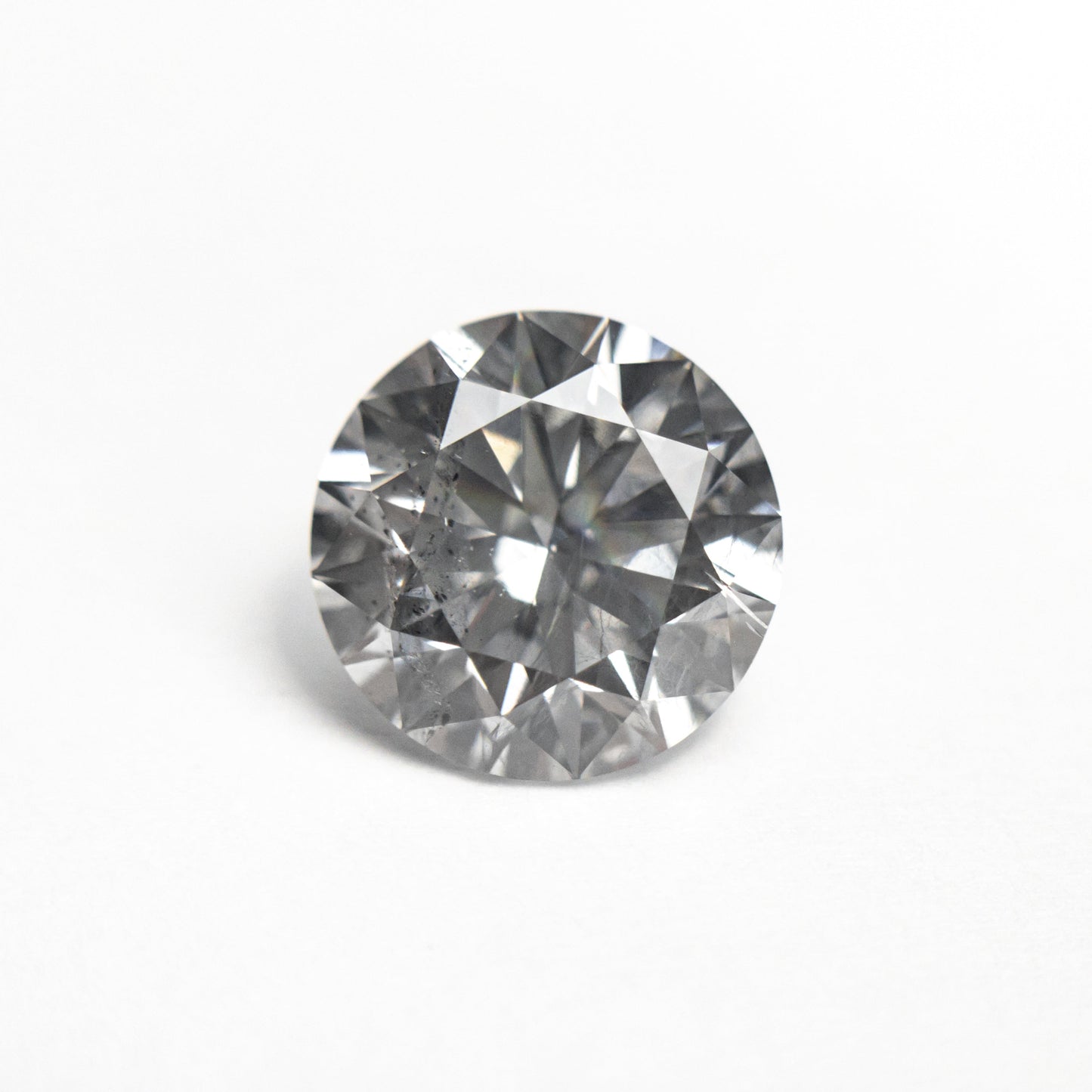 2.10ct 8.18x8.15x5.06mm SI3 ファンシー グレー ラウンド ブリリアント 19417-01