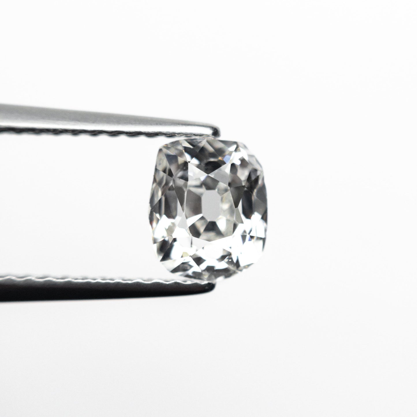 1.06ct 6.45x5.37x3.98mm VS2 H アンティーク オールド マイン カット 19424-01