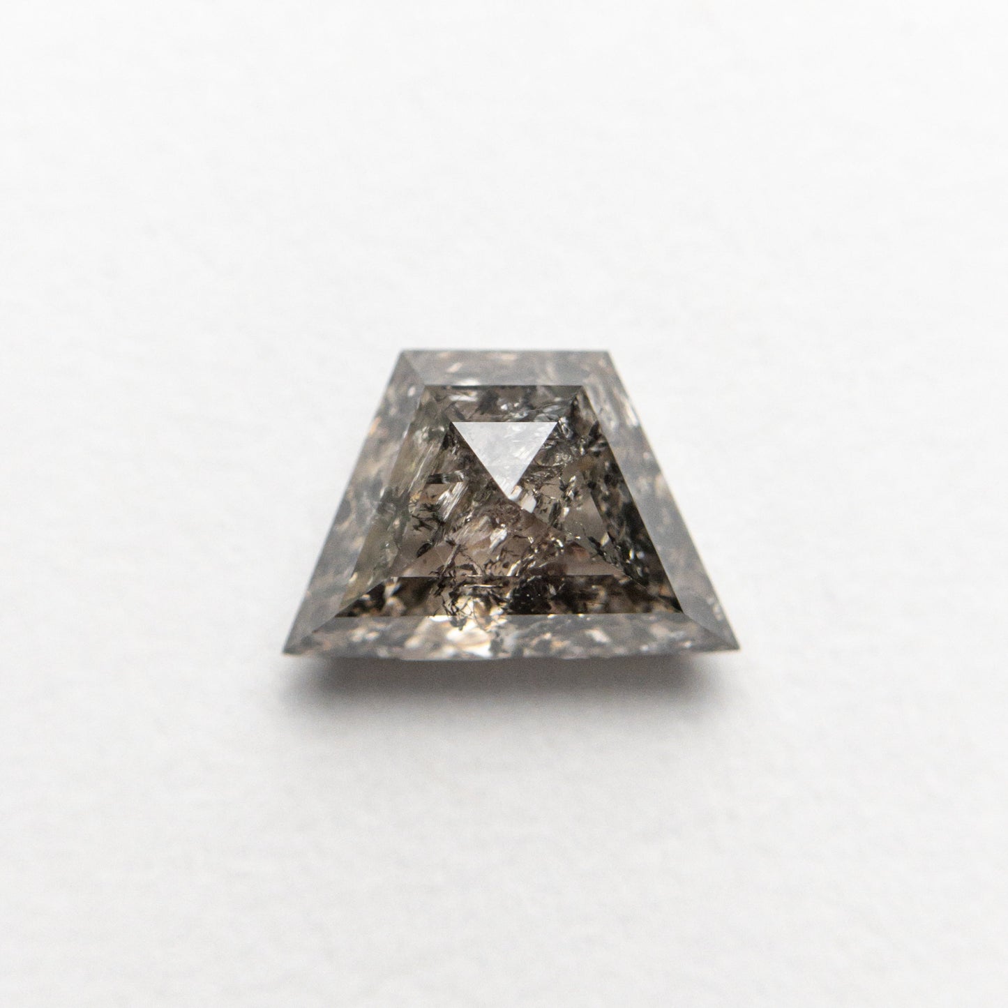 0.95ct 4.98x7.36x3.42mm 台形ローズカット 19744-34