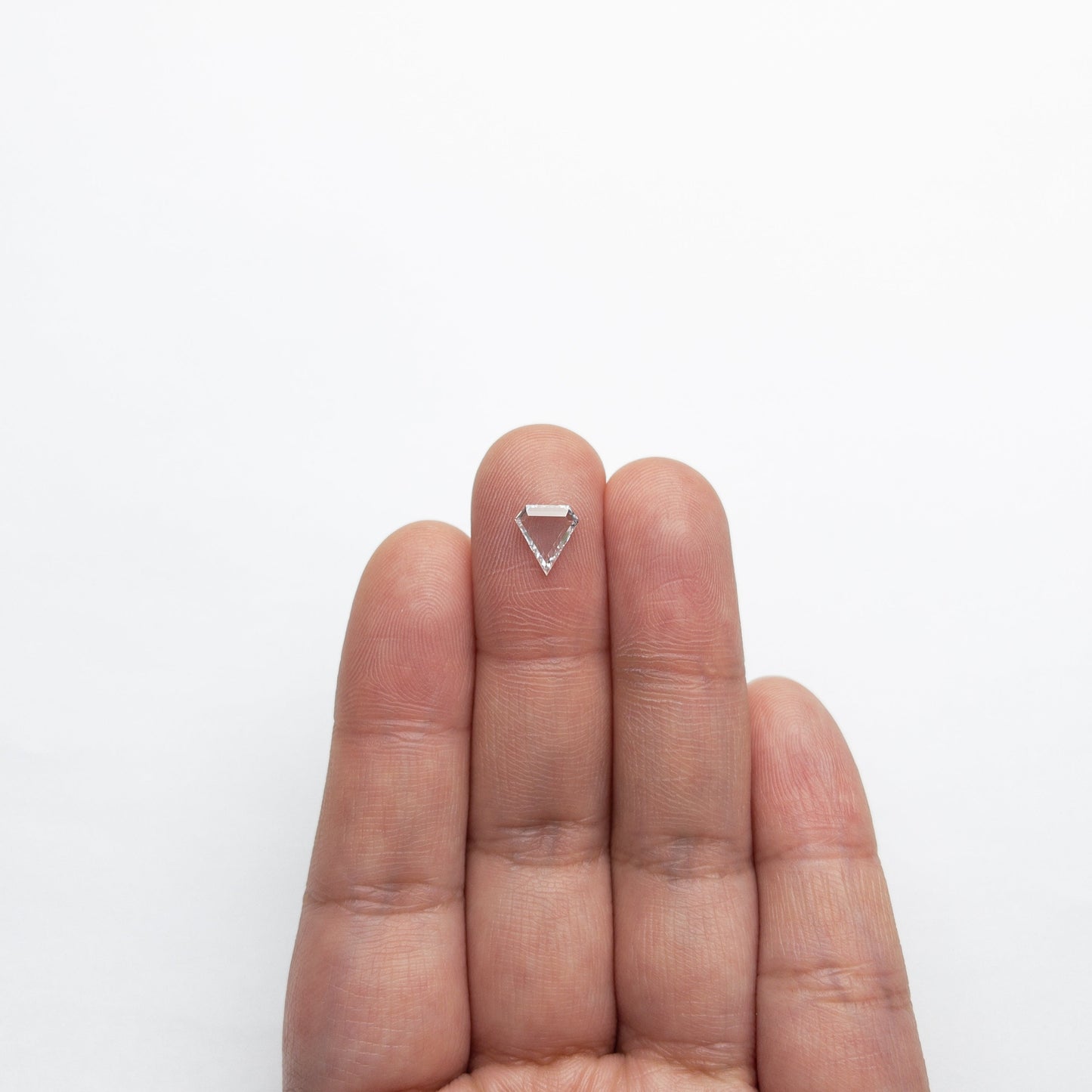 0.72ct 7.65x6.92x1.75mm VS2 D シールド ポートレート カット 19854-28