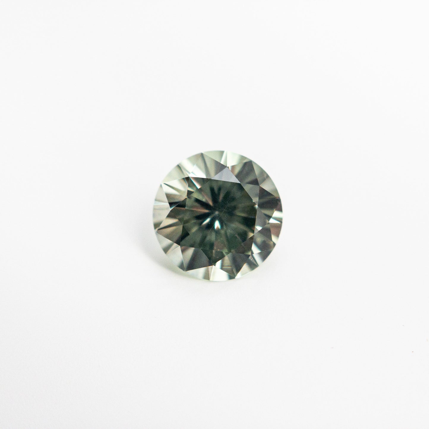 0.87ct 5.87x5.81x3.71mm ラウンド ブリリアント サファイア 19865-01
