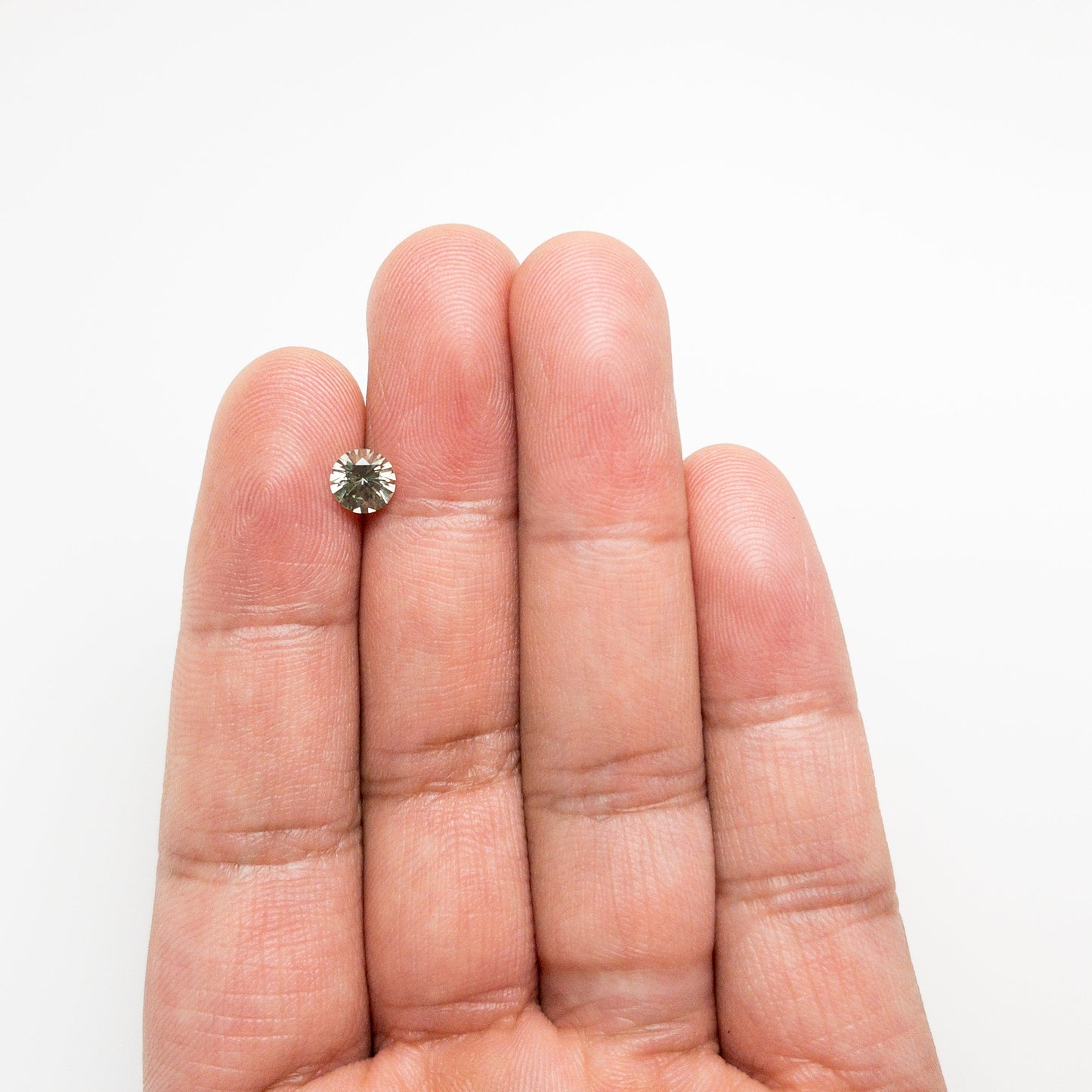 0.87ct 5.87x5.81x3.71mm ラウンド ブリリアント サファイア 19865-01