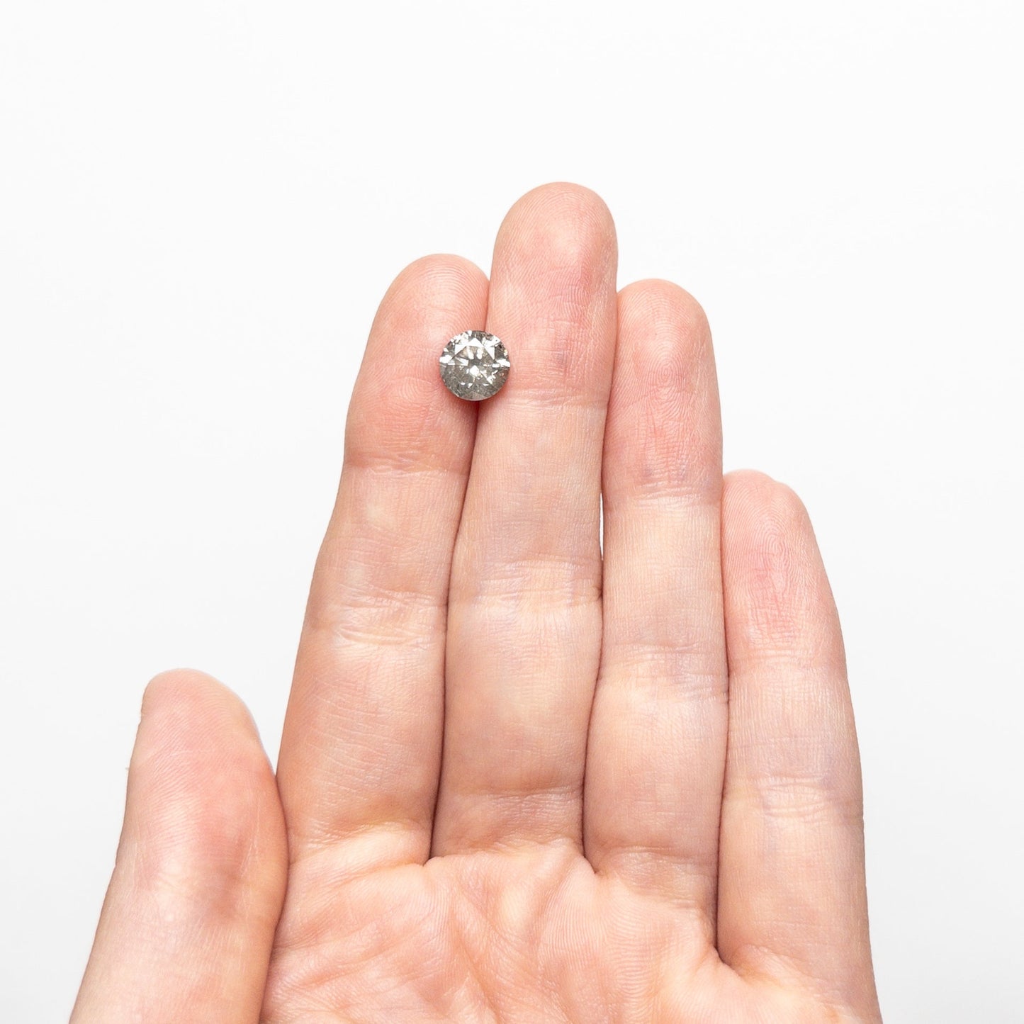 1.51ct 7.25x7.11x4.56mm ラウンド ブリリアント 19907-05