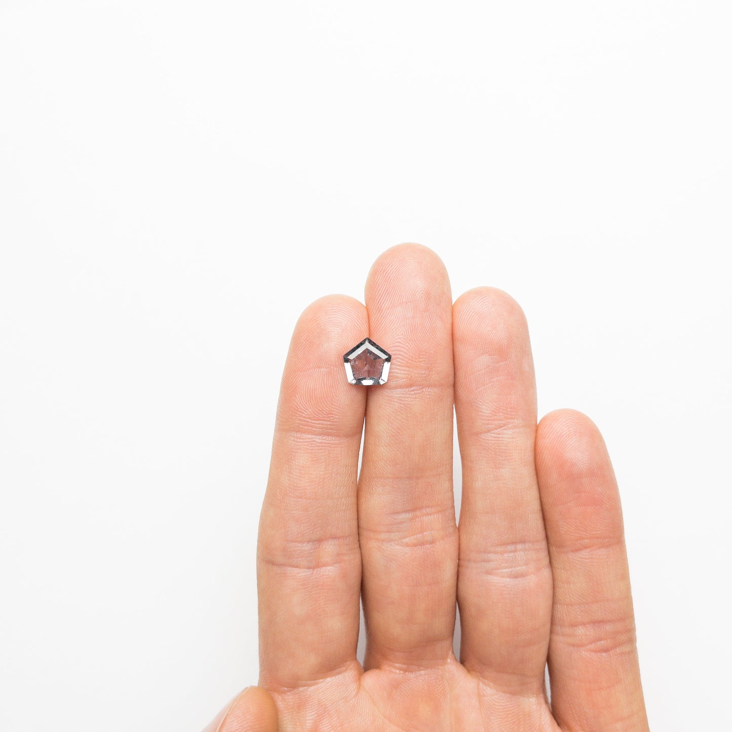 2.12ct 8.91x9.00x3.56mm ペンタゴン ステップ カット サファイア 19957-01
