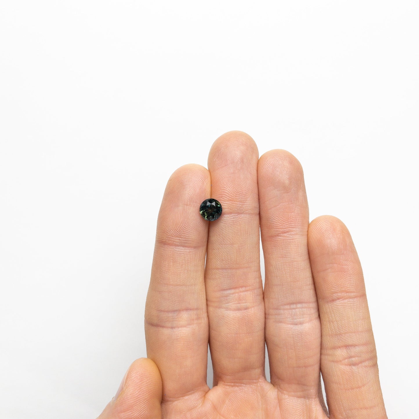 2.10ct 7.06x7.03x5.23mm ラウンド ブリリアント サファイア 20960-05