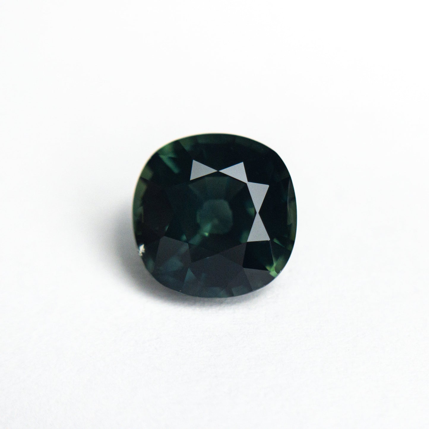 1.86ct 7.10x7.05x4.56mm クッションブリリアントサファイア 20995-13