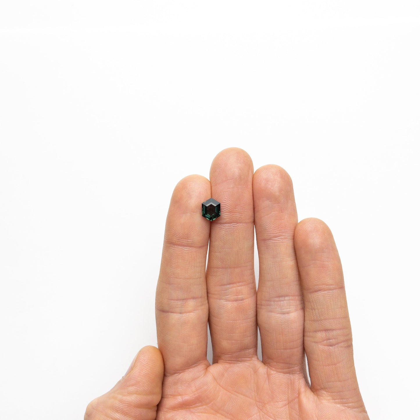 1.99ct 8.51x6.77x4.00mm ヘキサゴン ステップ カット サファイア 22312-11