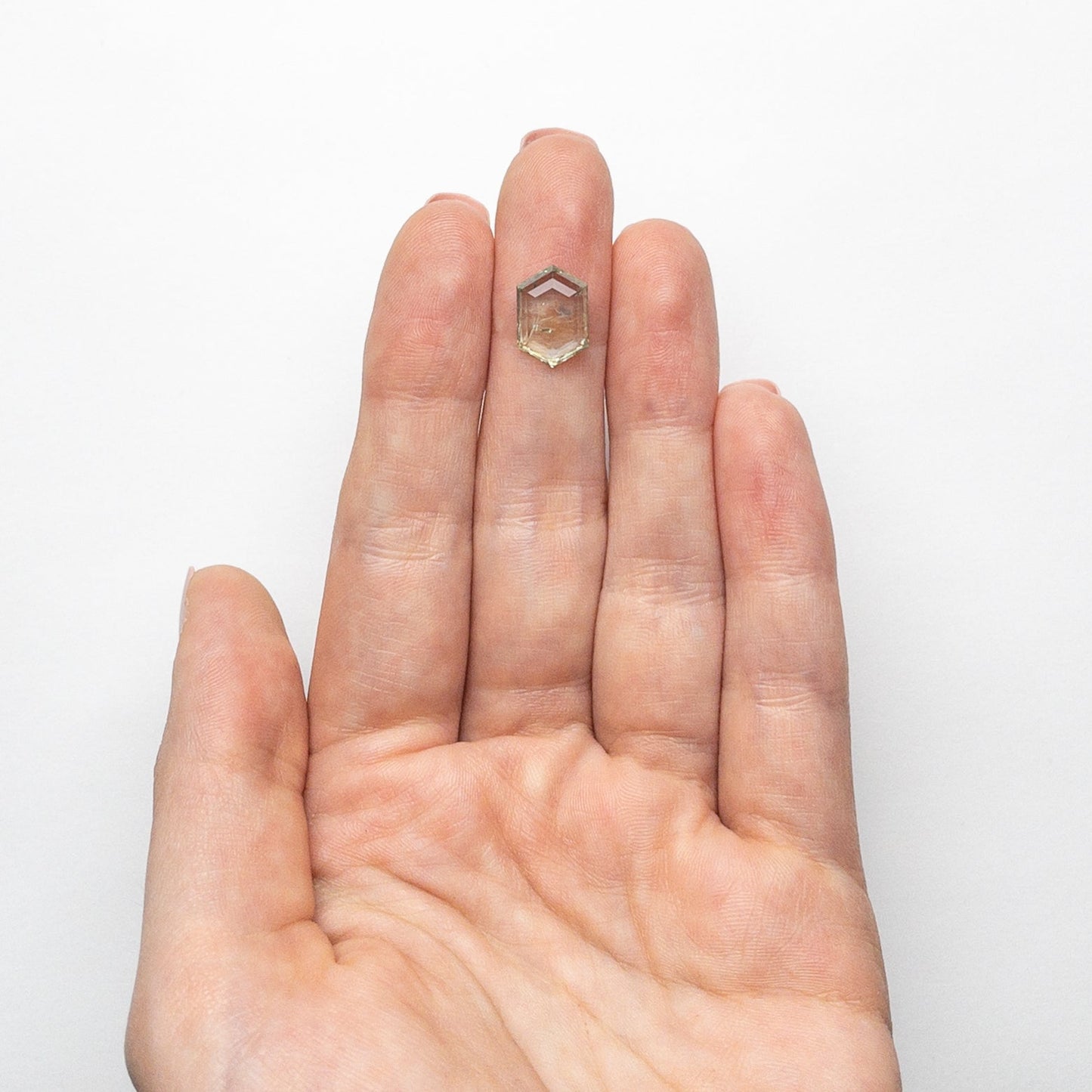 3.24ct 11.77x8.12x2.79mm ヘキサゴンステップカットサファイア 22434-118