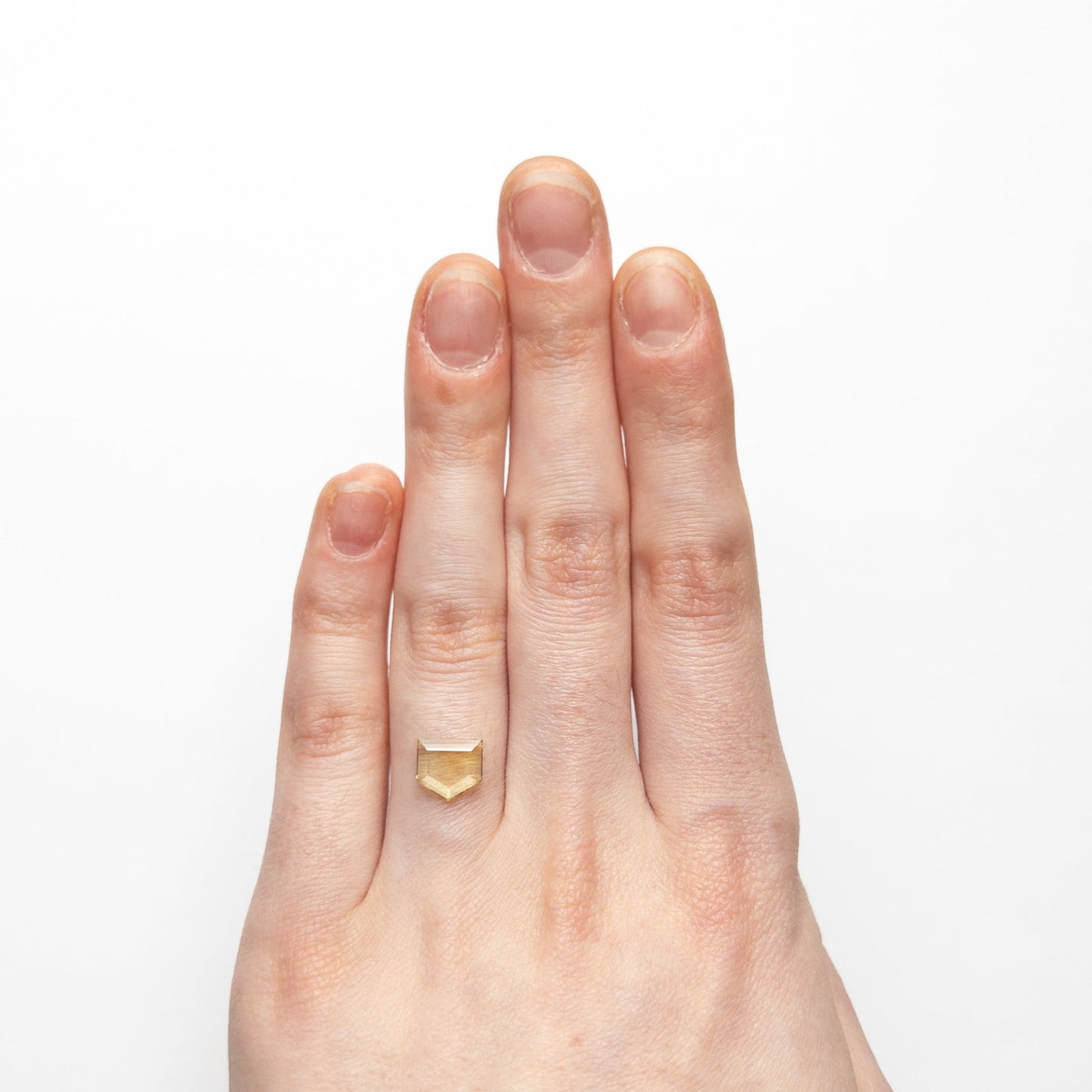 1.46ct 7.85x7.40x1.76mm シールド ポートレート カット サファイア 22434-82