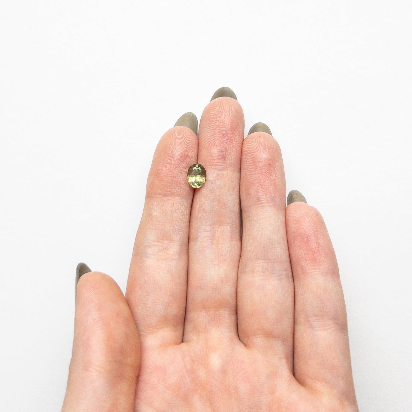 1.23ct 7.15x5.70x3.65mm オーバル ブリリアント サファイア 22684-07