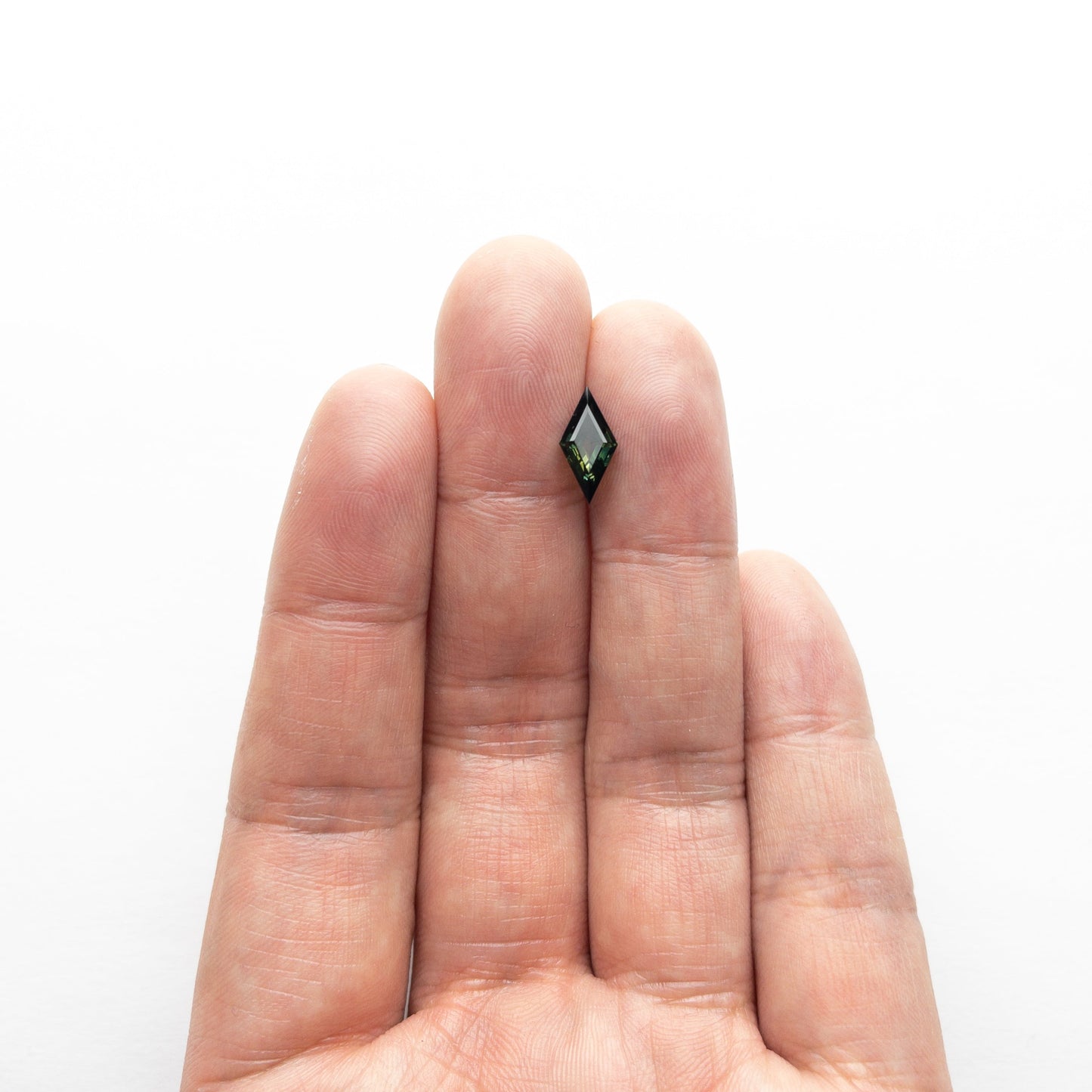1.36ct 11.94x5.89x3.61mm ロゼンジ ステップ カット サファイア 22766-02
