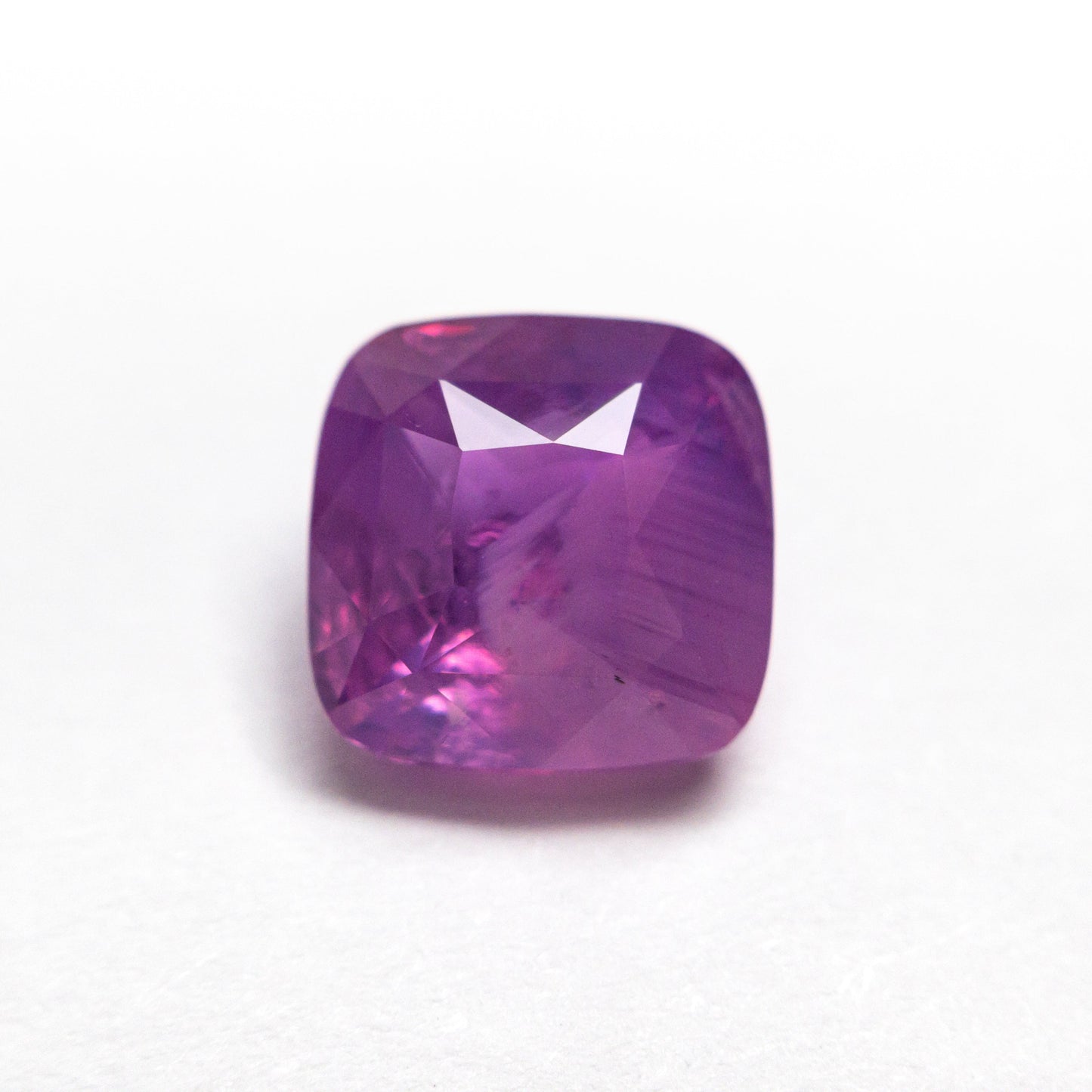 3.52ct 8.28x8.26x5.22mm クッション ブリリアント サファイア 22930-01