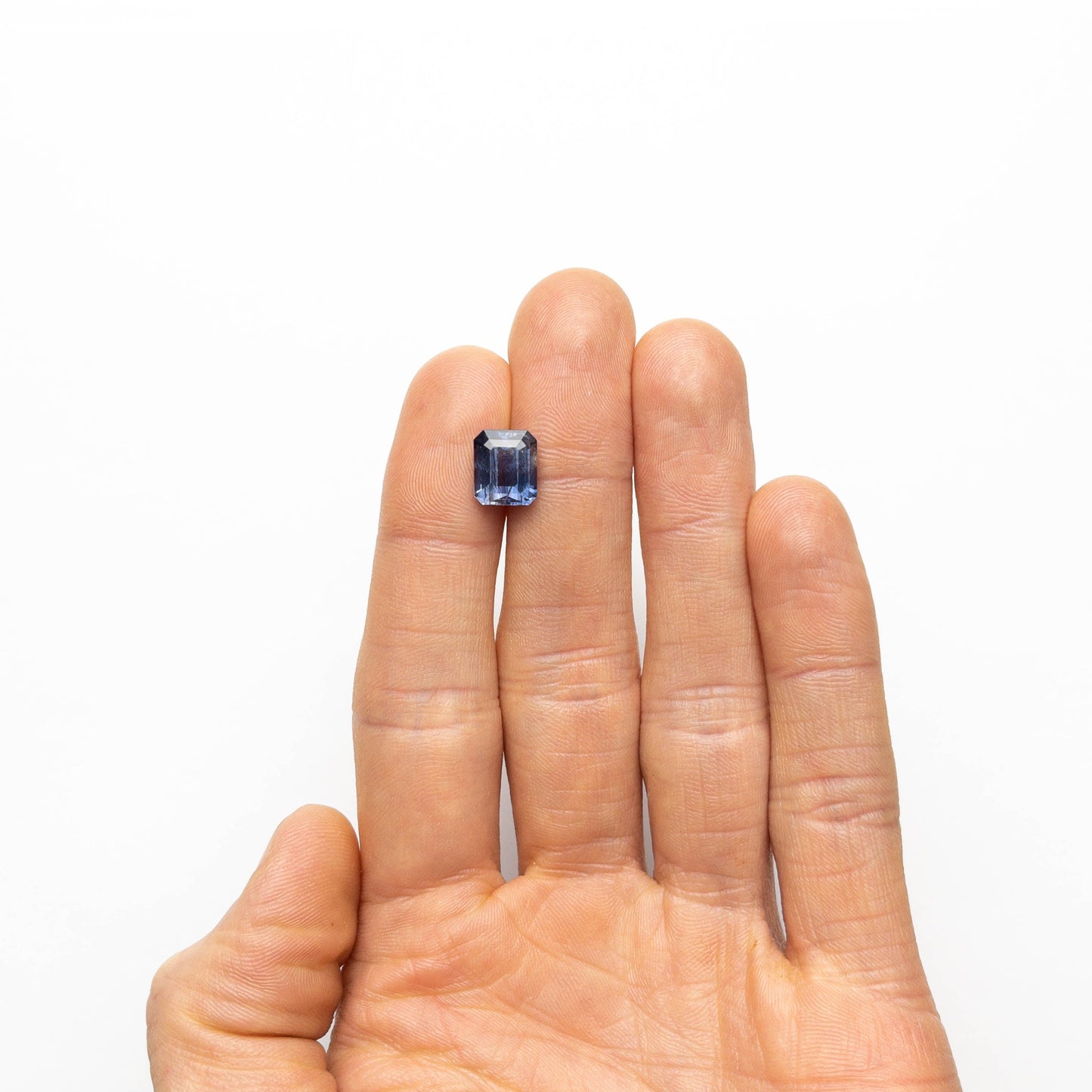 4.71ct 9.60x8.18x5.67mm カット コーナー レクタングル ステップ カット サファイア 23072-01
