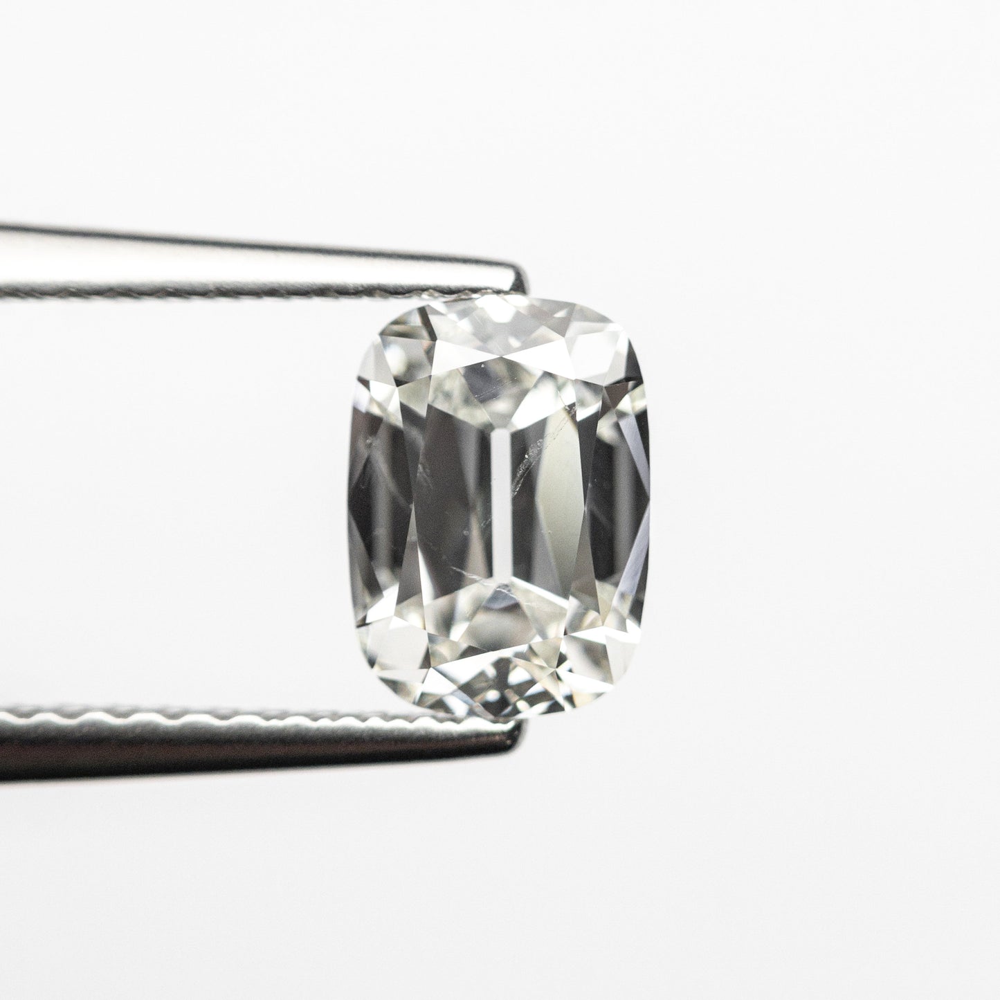 1.05ct 7.07x5.10x3.31mm SI2 H モダン アンティーク オールド マイン カット 23416-01