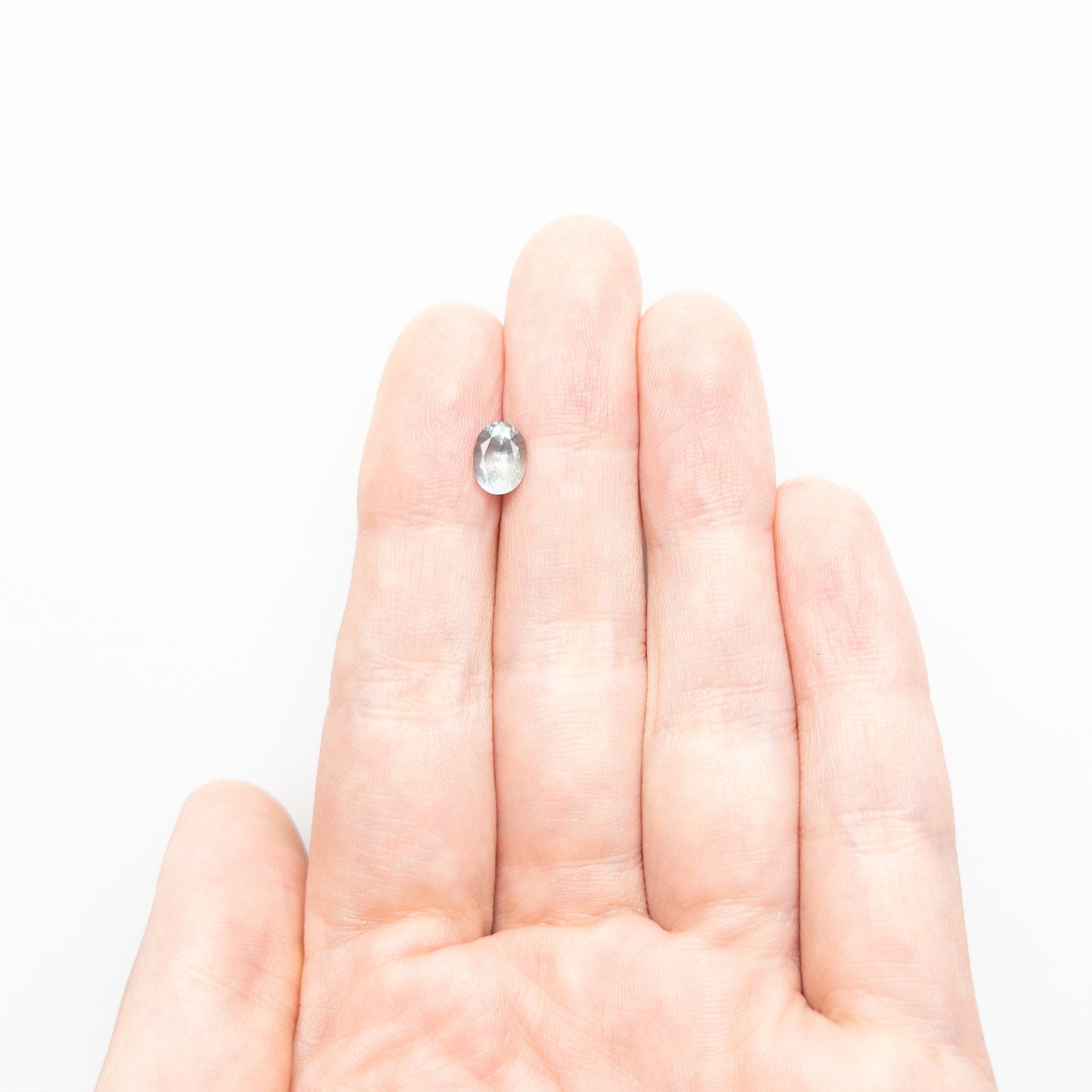 1.14ct 6.95x5.08x3.79mm オーバル ブリリアント サファイア 23426-24