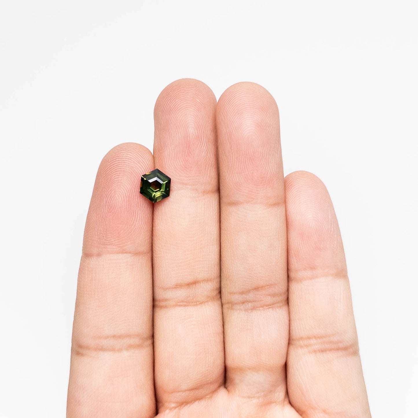 1.70ct 7.95x6.91x4.19mm ヘキサゴン ステップ カット サファイア 23486-01