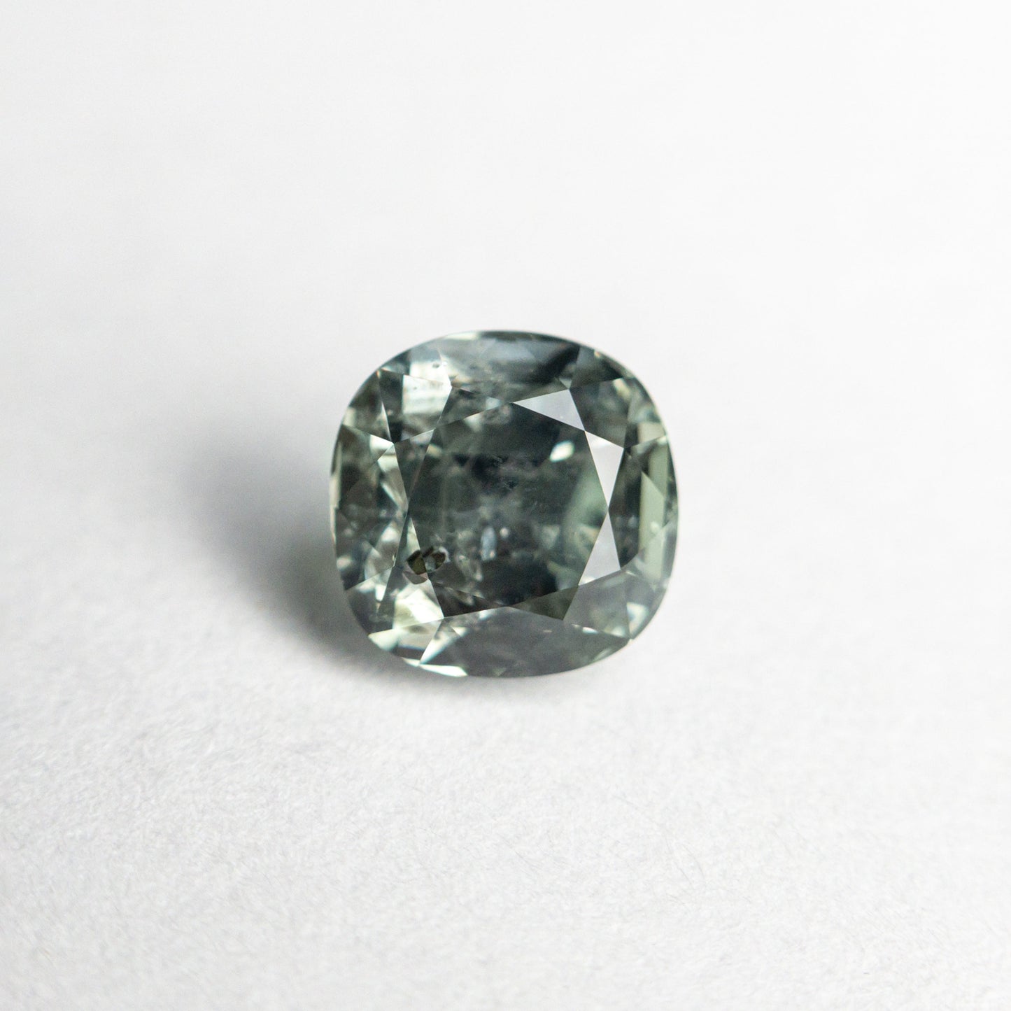 1.42ct 5.86x5.84x4.69mm クッション ブリリアント サファイア 23667-04