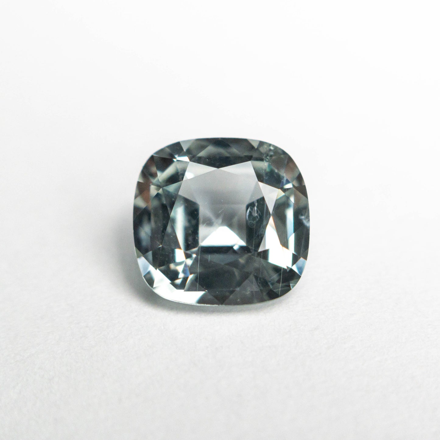 1.90ct 7.36x7.07x4.14mm クッション ブリリアント サファイア 23672-03