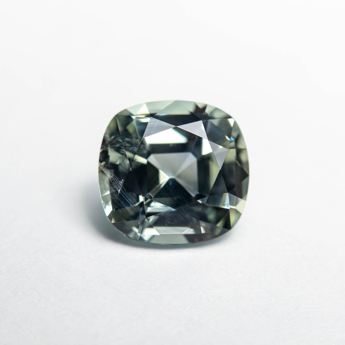 1.69ct 6.99x6.71x4.31mm クッション ブリリアント サファイア 23693-01