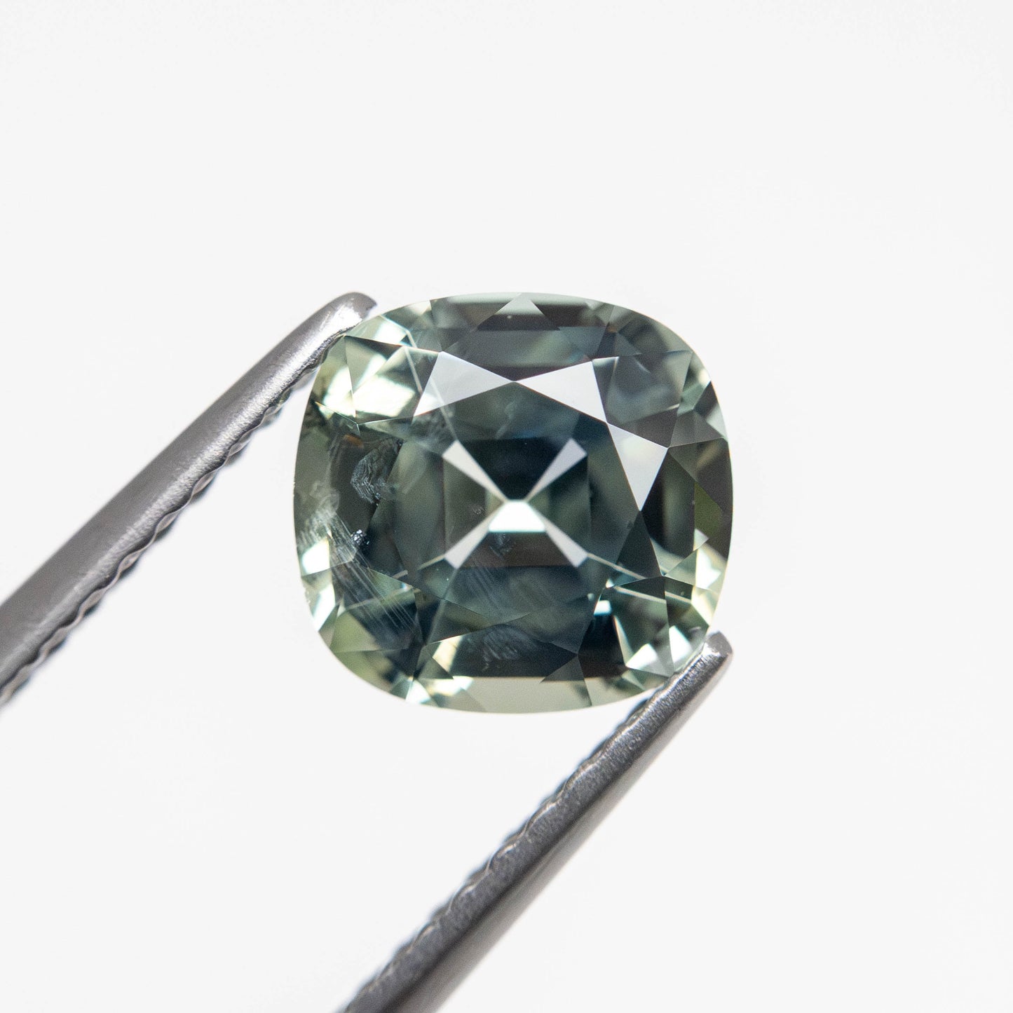 1.69ct 6.99x6.71x4.31mm クッション ブリリアント サファイア 23693-01