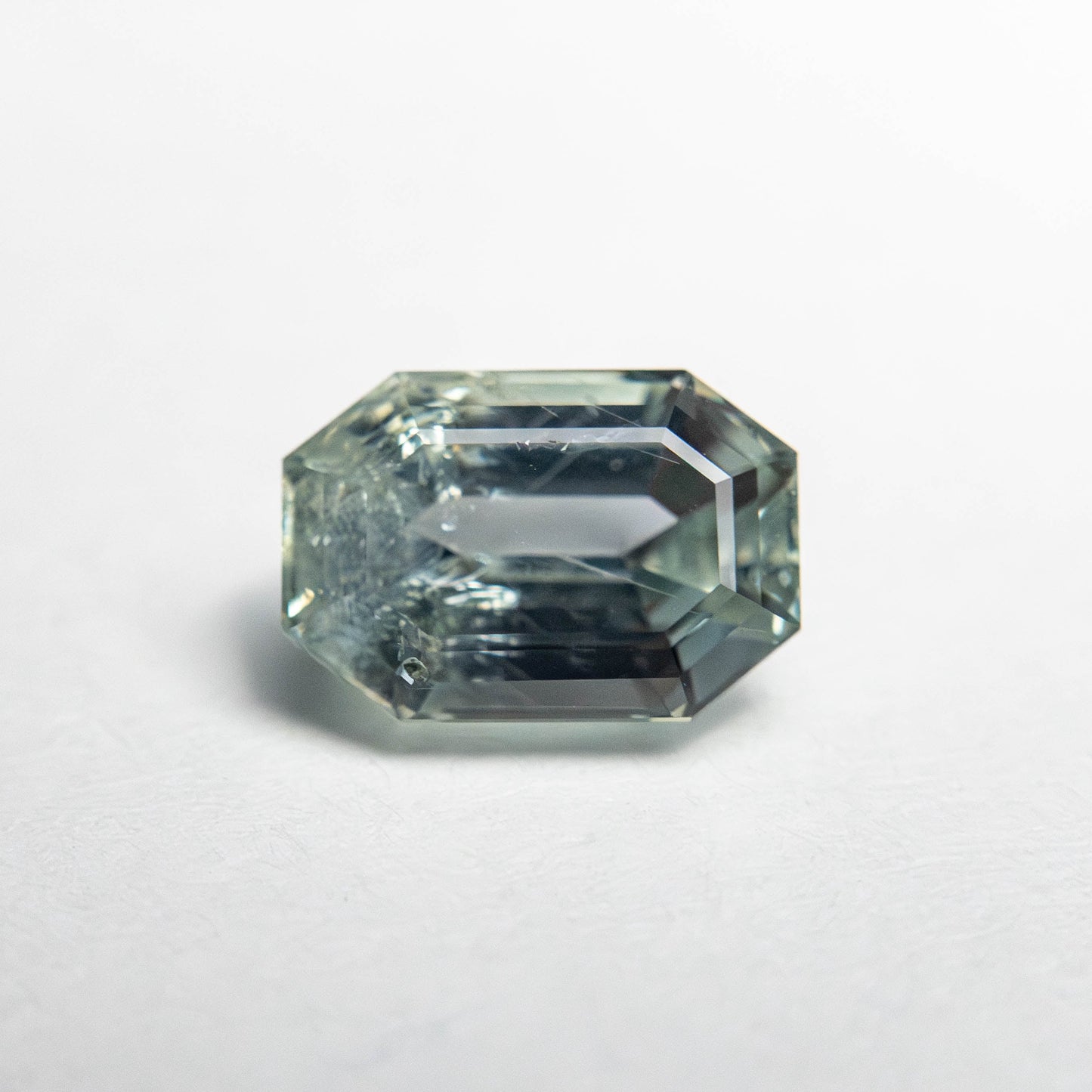 1.52ct 7.25x4.97x4.04mm カット コーナー レクタングル ステップ カット サファイア 23699-07
