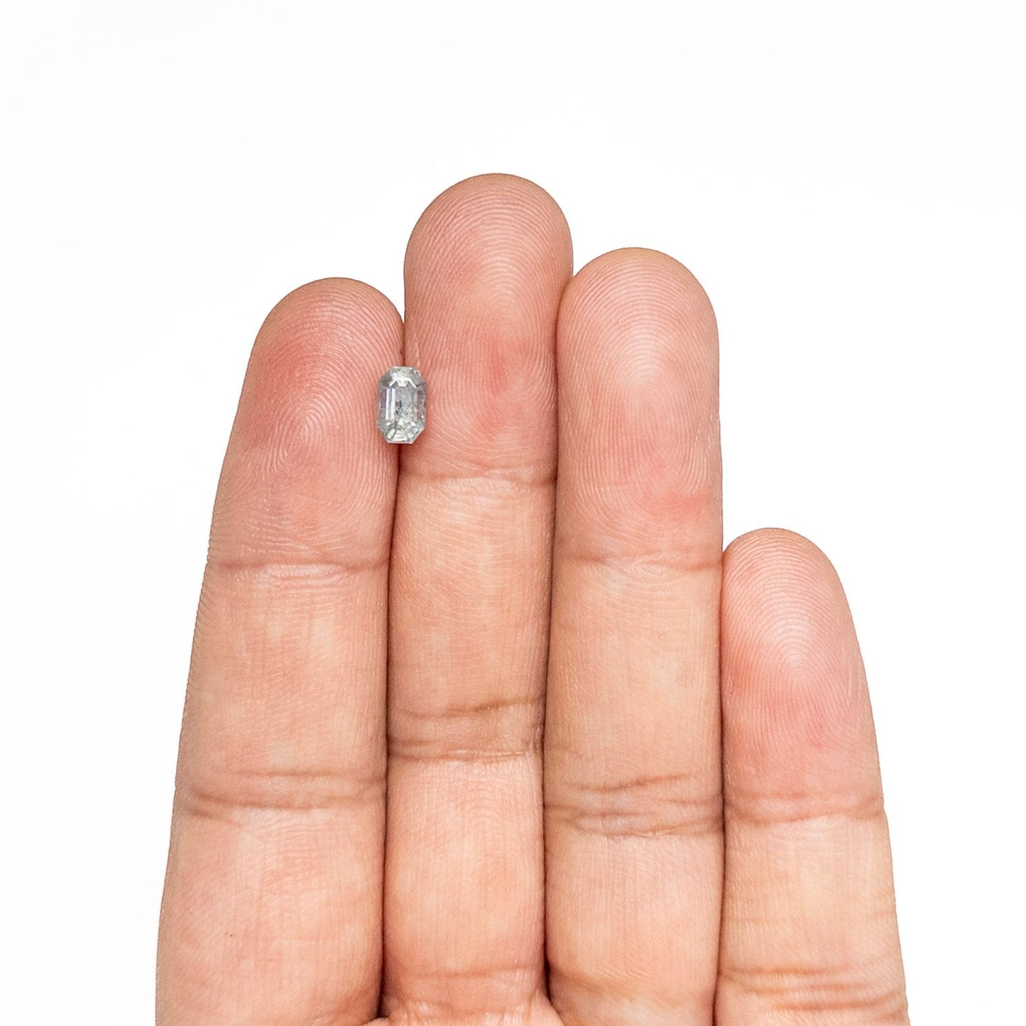 1.27カラット 6.75x4.40x4.15mm コーナーカット レクタングル ステップカット サファイア 23699-17