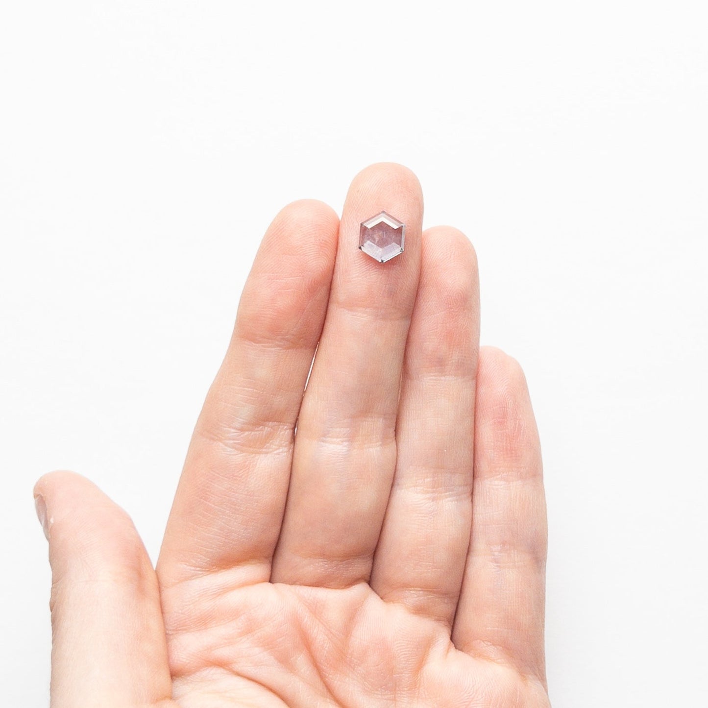 1.96ct 8.20x7.08x2.94mm ヘキサゴン ポートレート カット サファイア 23709-04
