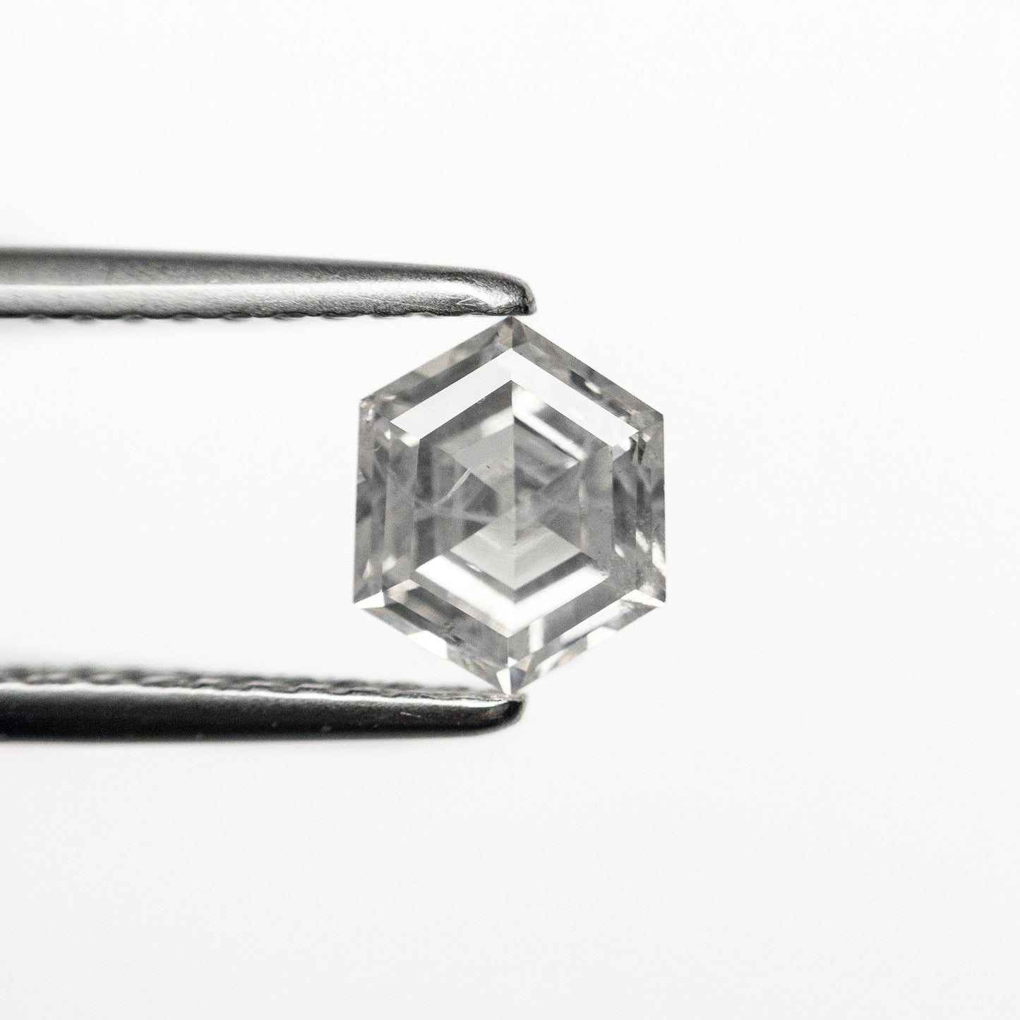 0.64ct 6.25x5.17x2.77mm ヘキサゴン ステップカット 23840-36