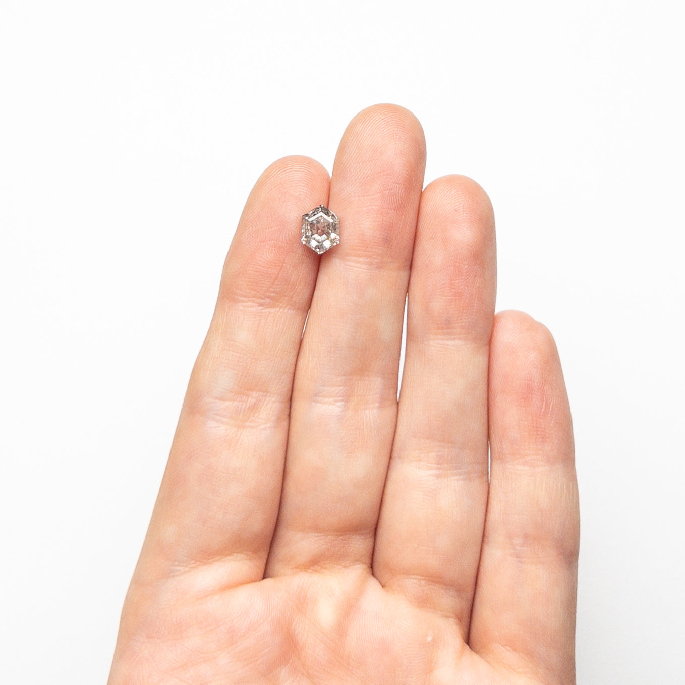 1.38ct 7.31x5.59x3.97mm ヘキサゴン ステップカット 🇨🇦 23979-01