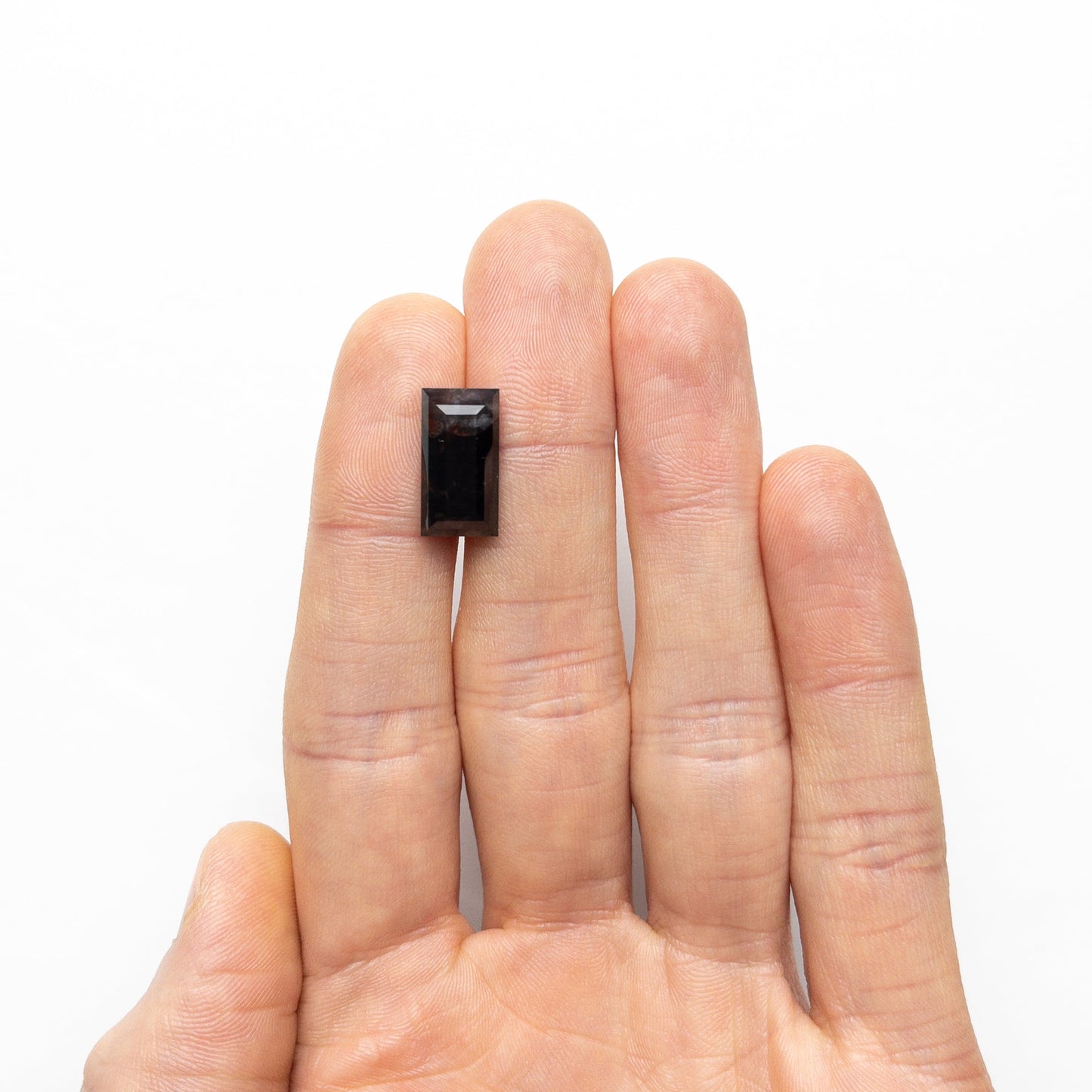 11.55ct 16.02x8.39x7.36mm 長方形ステップカットサファイア 24380-01