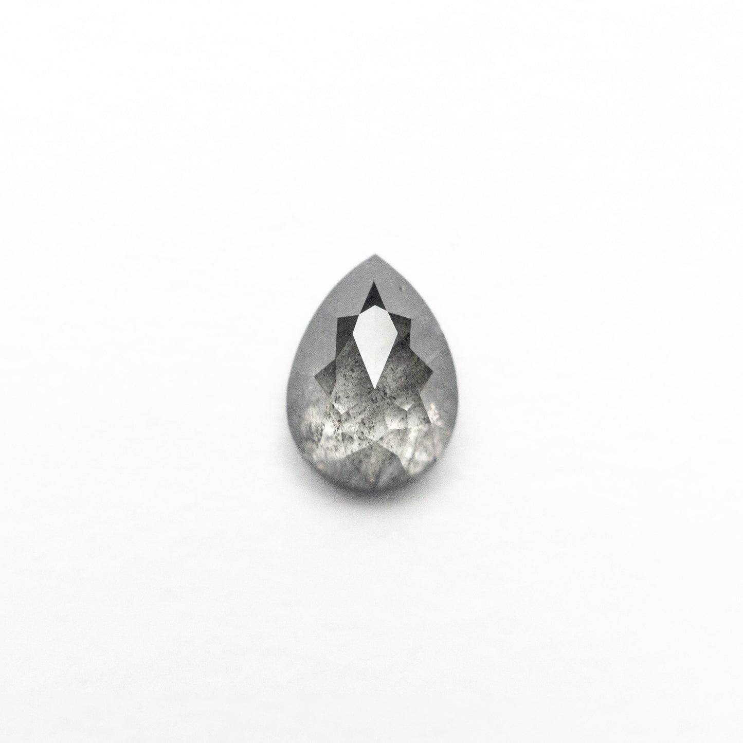 0.81カラット 6.58x4.81x3.18mm ペアシェイプ ダブルカット 24503-23