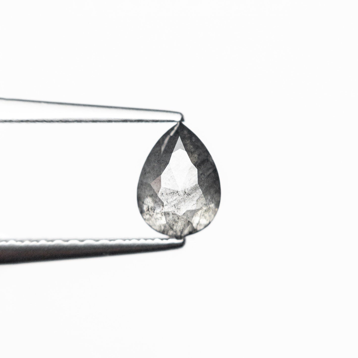 0.81カラット 6.58x4.81x3.18mm ペアシェイプ ダブルカット 24503-23
