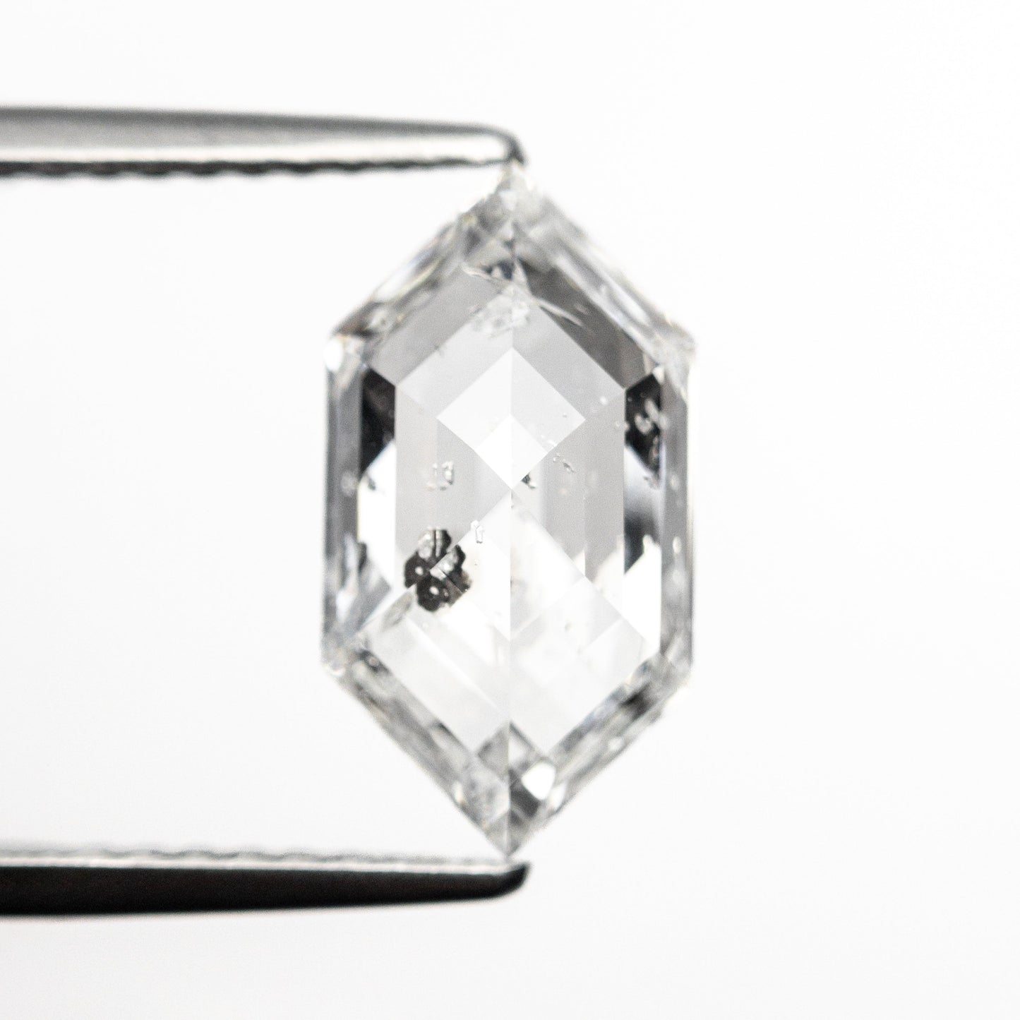 2.19ct 11.95x6.31x3.94mm I1 F ヘキサゴン ステップカット 24525-01