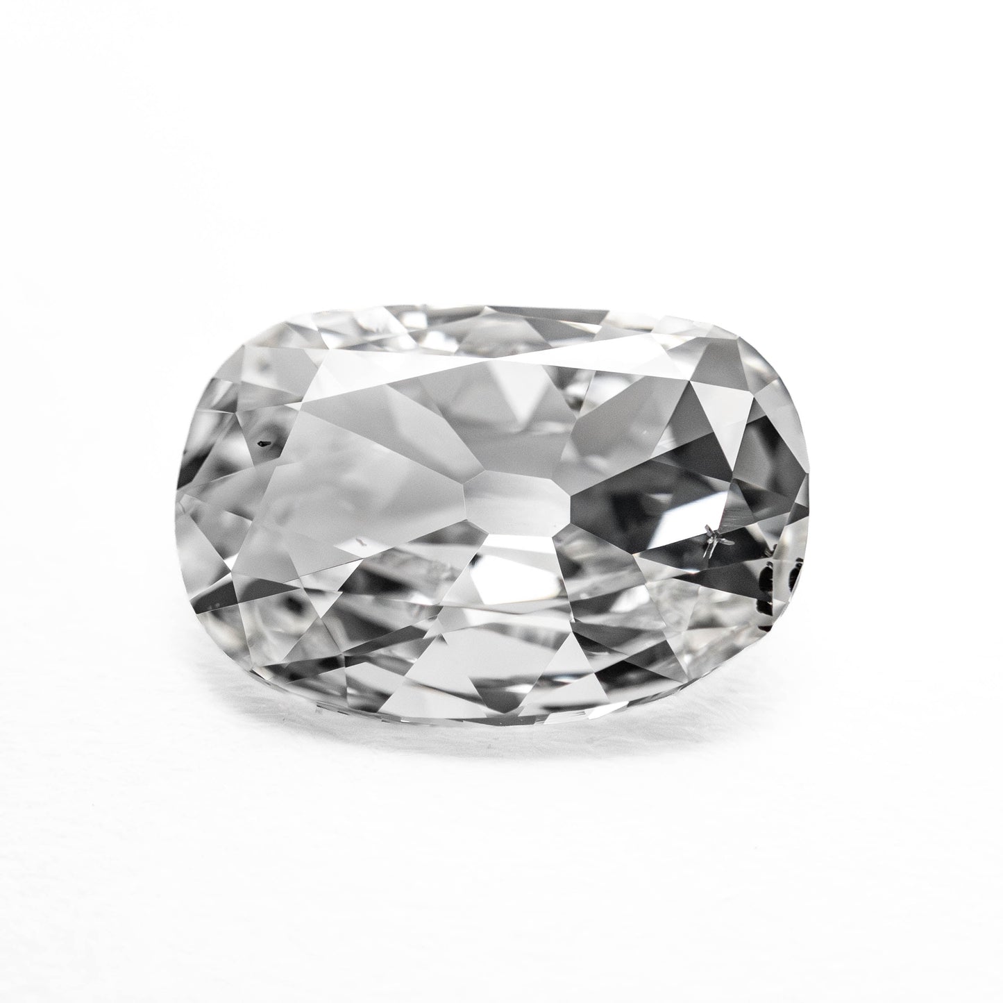 2.01ct 10.27x7.10x3.13mm GIA SI2 E モダンアンティーク オールドマインカット 25158-01