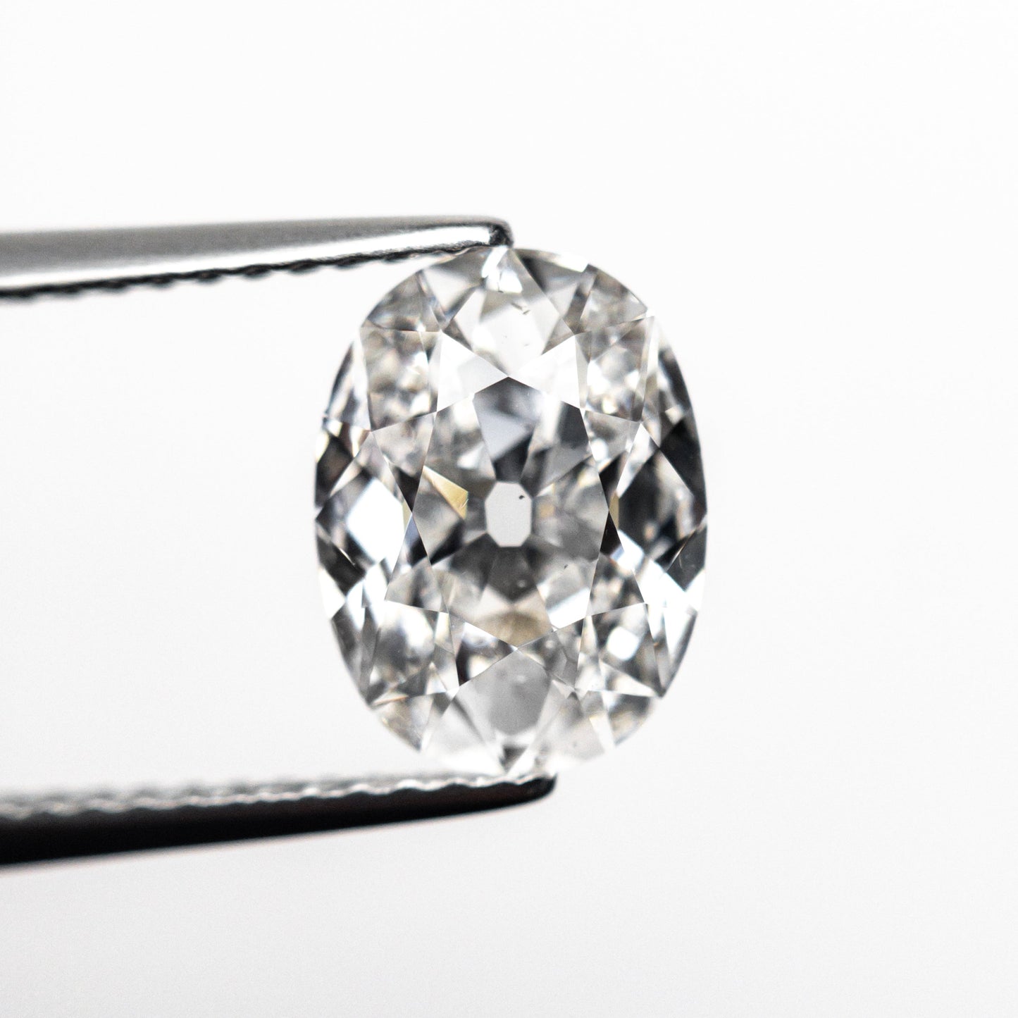 2.01ct 9.42x7.04x3.90mm GIA SI1 E モダンアンティーク オーバル ブリリアント 25159-01