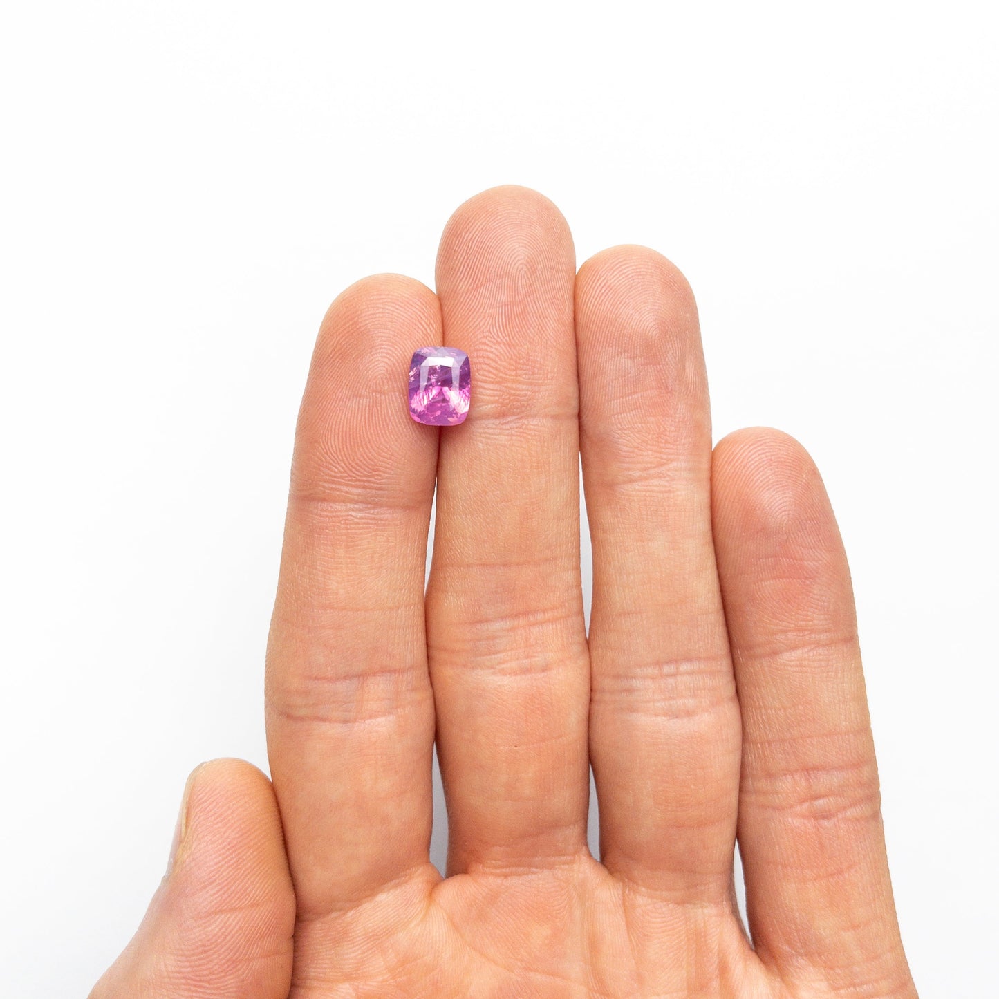 3.01ct 8.78x6.99x4.94mm クッションブリリアントサファイア 25273-01