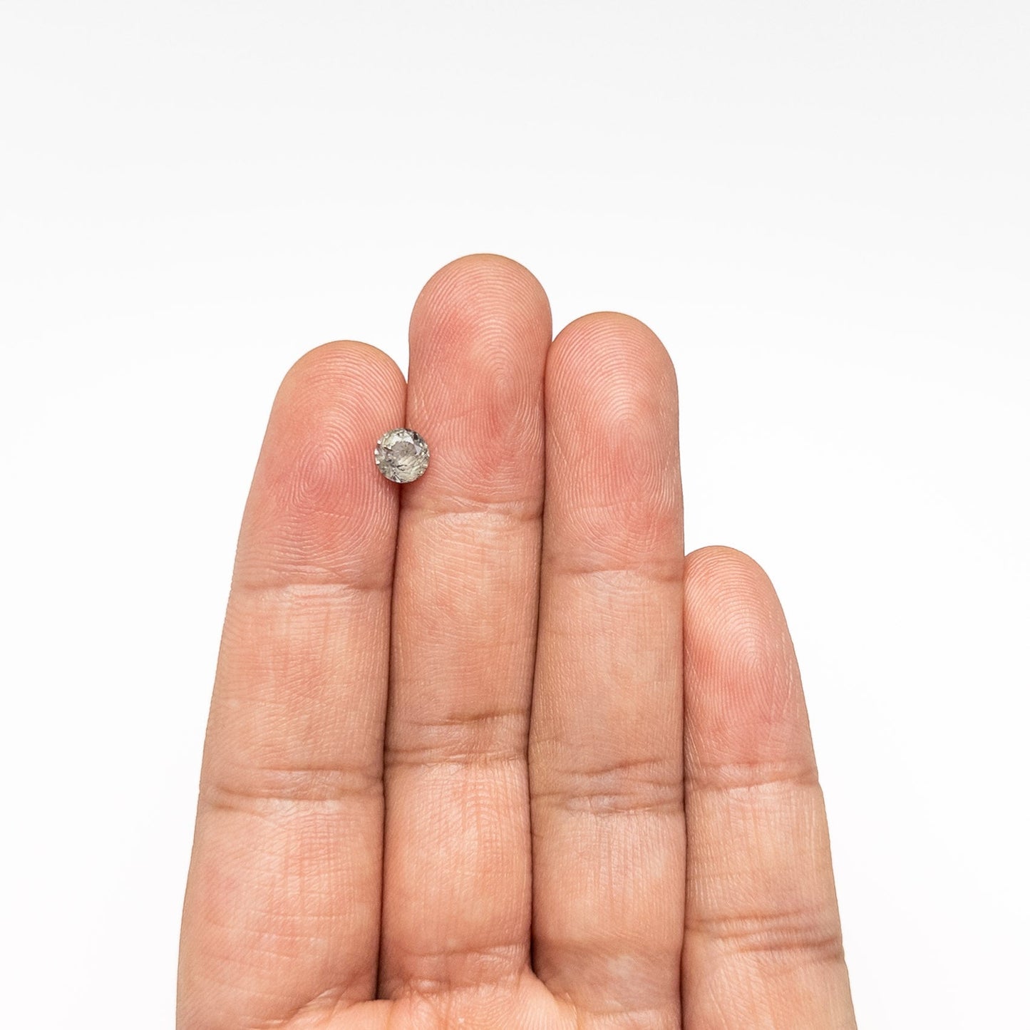 0.74ct 5.55x5.56x3.42mm ラウンドブリリアントサファイア 25416-01