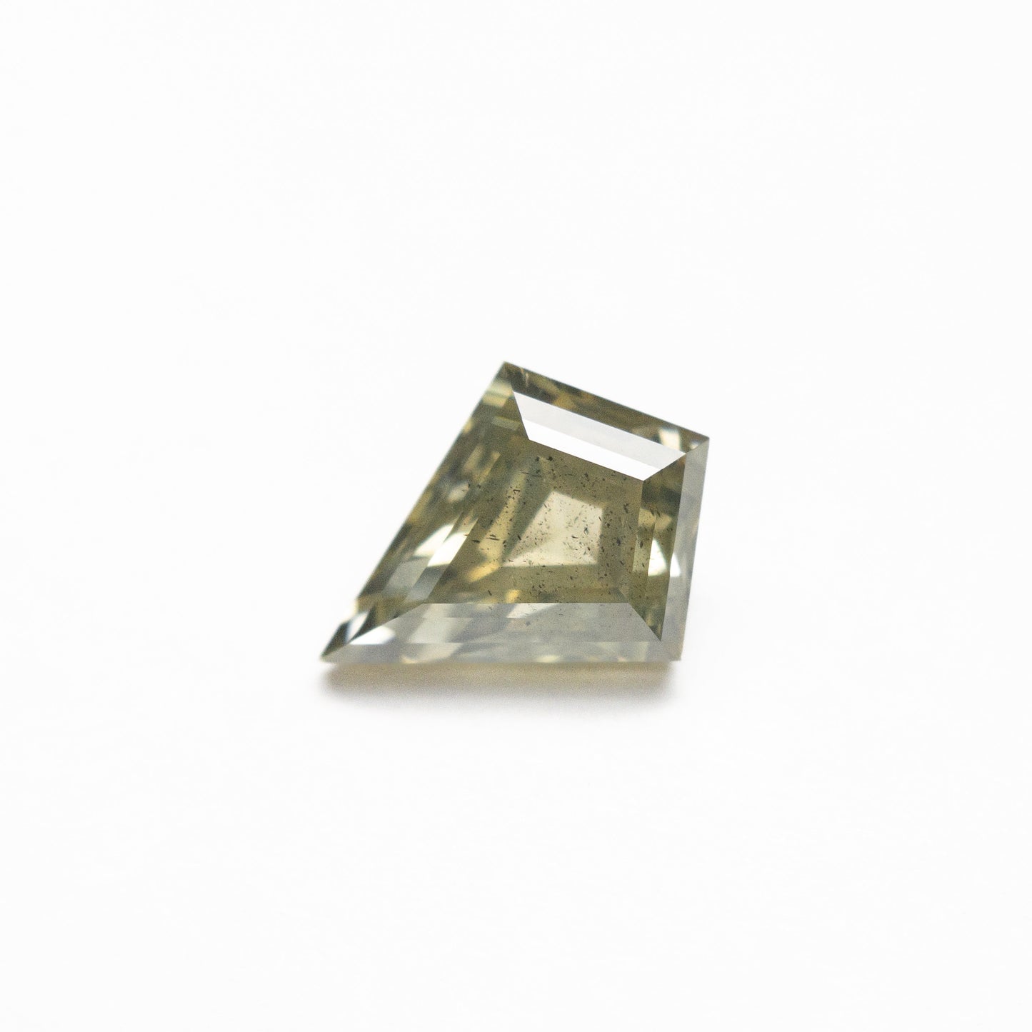 1.05ct 8.38x6.43x3.65mm カイトステップカット 25455-14