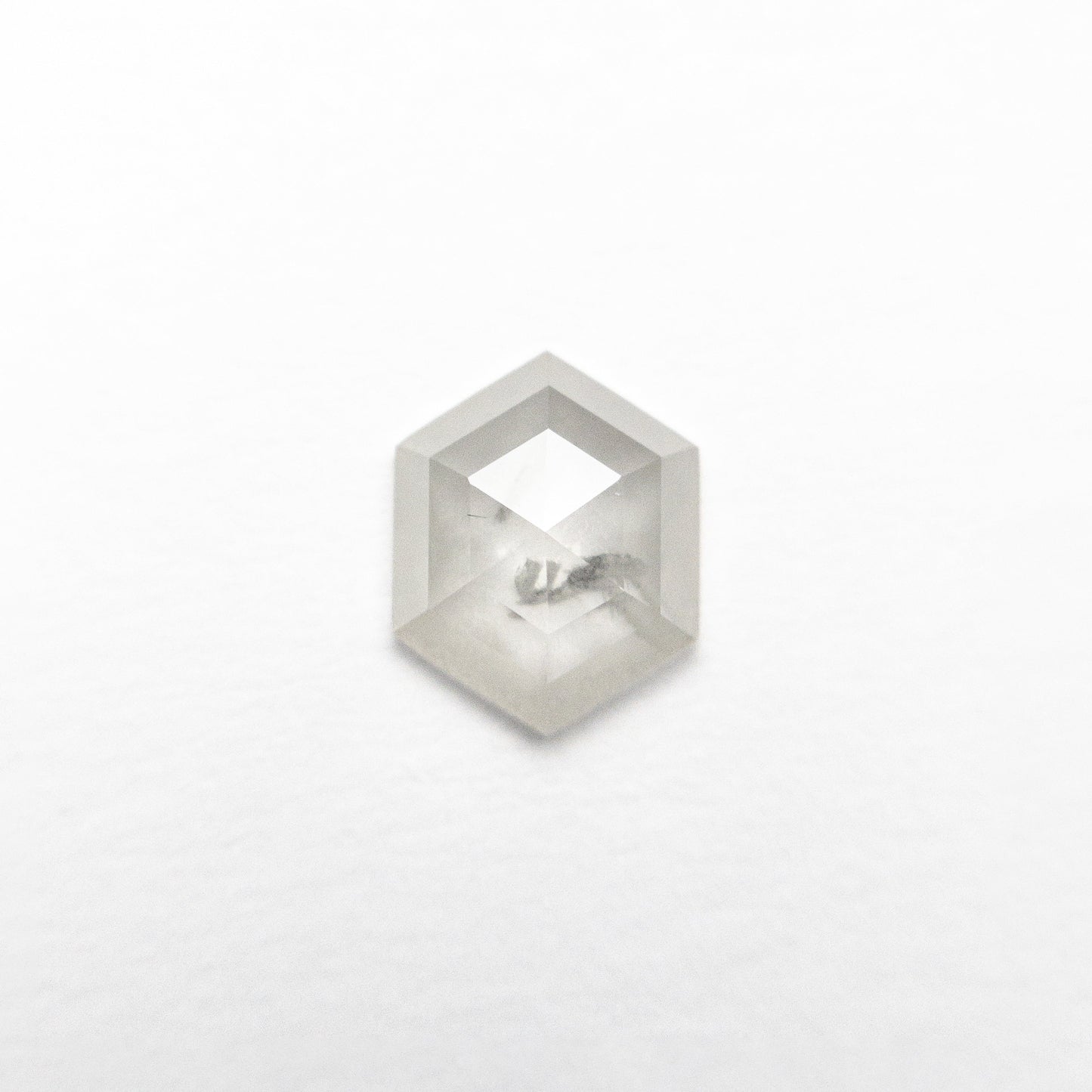 0.65ct 6.84x5.46x2.11mm Hexagon Rosecut 25457-16