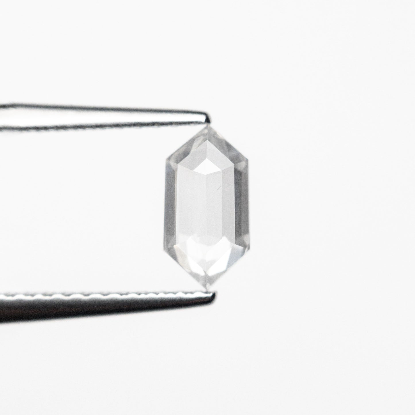 0.64ct 7.71x4.04x2.26mm Hexagon Step Cut 25457-19