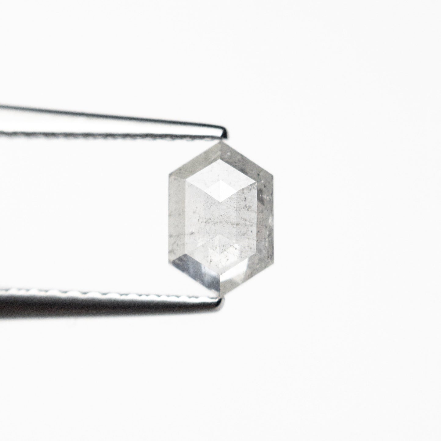 0.64カラット 6.83x4.56x2.18mm ヘキサゴン ローズカット 25457-20