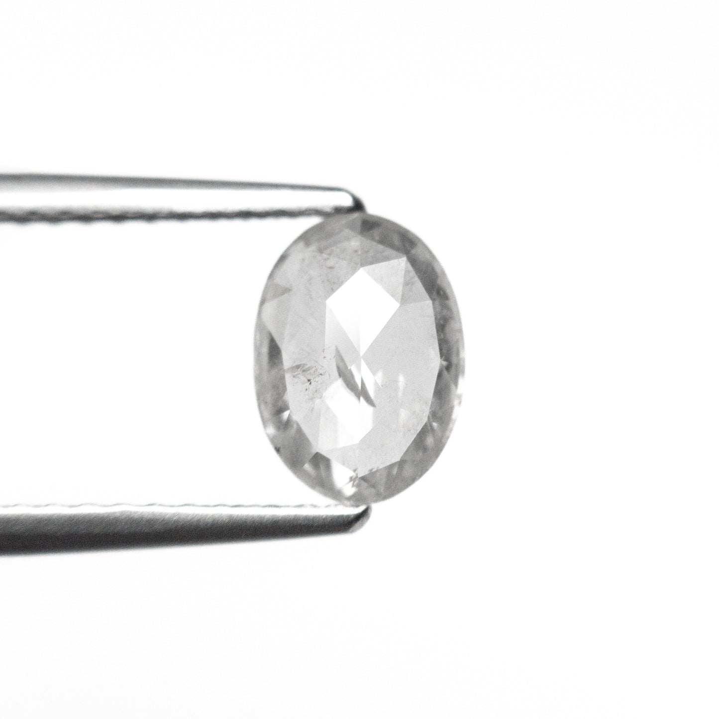 0.89ct 7.86x5.69x2.09mm オーバル ローズカット 25458-07