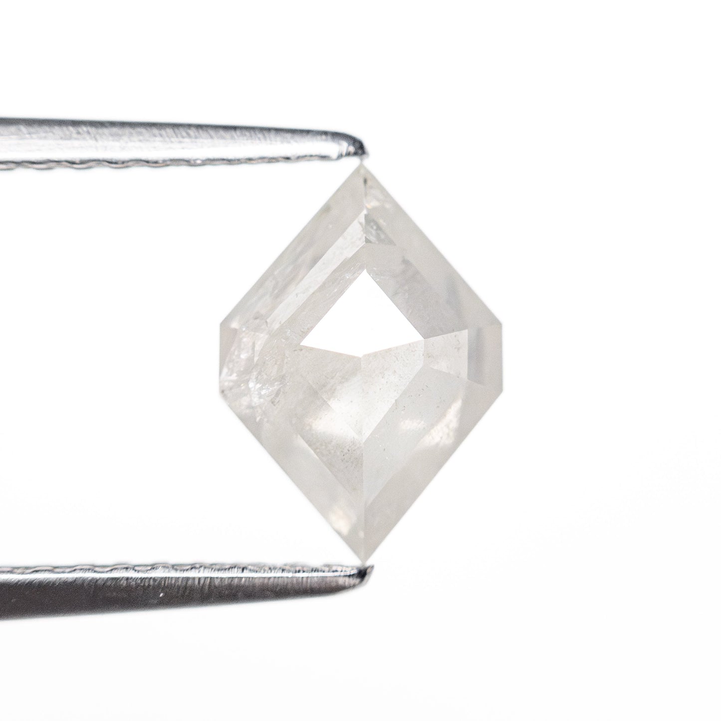 1.33ct 9.09x6.40x3.37mm シールド ローズカット 25458-08