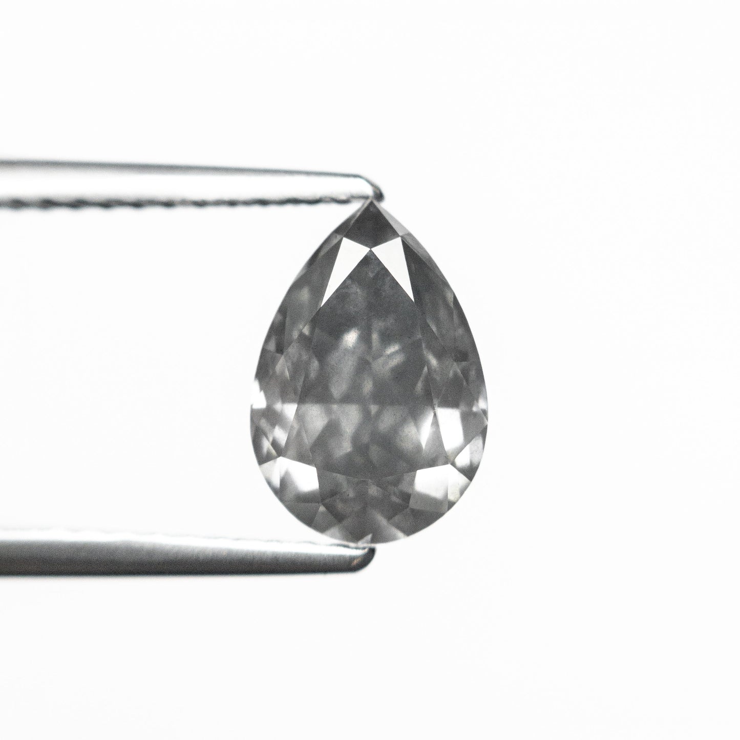 1.77ct 9.06x6.18x4.23mm GIA I1 ファンシーグレー ペア ブリリアント 25493-01
